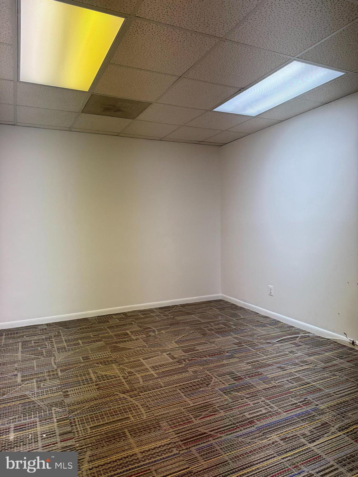 FAIRFAX TOWNE OFFICE PARK - Commercial Lease