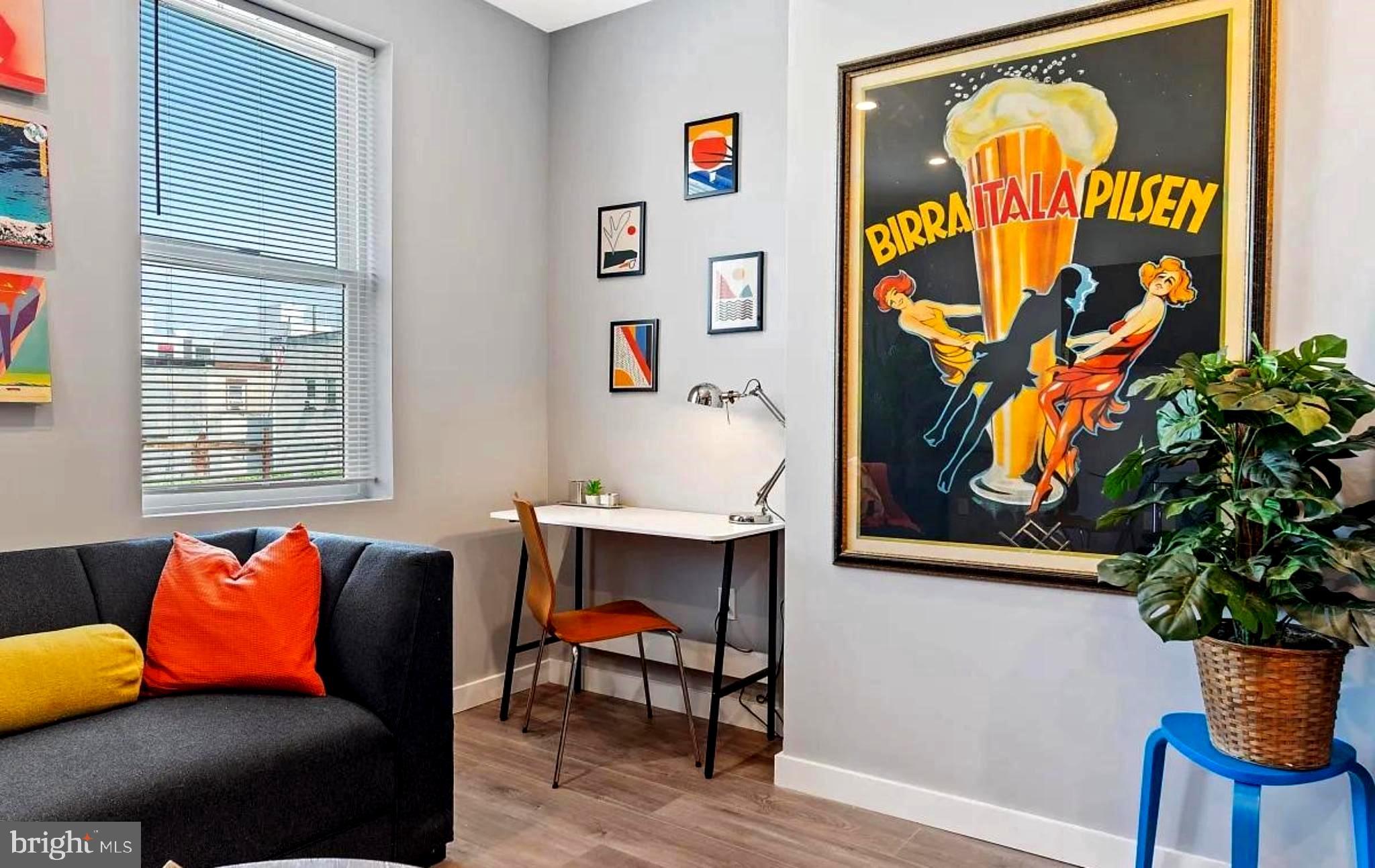 PHILADELPHIA (NORTHWEST) - Commercial Sale