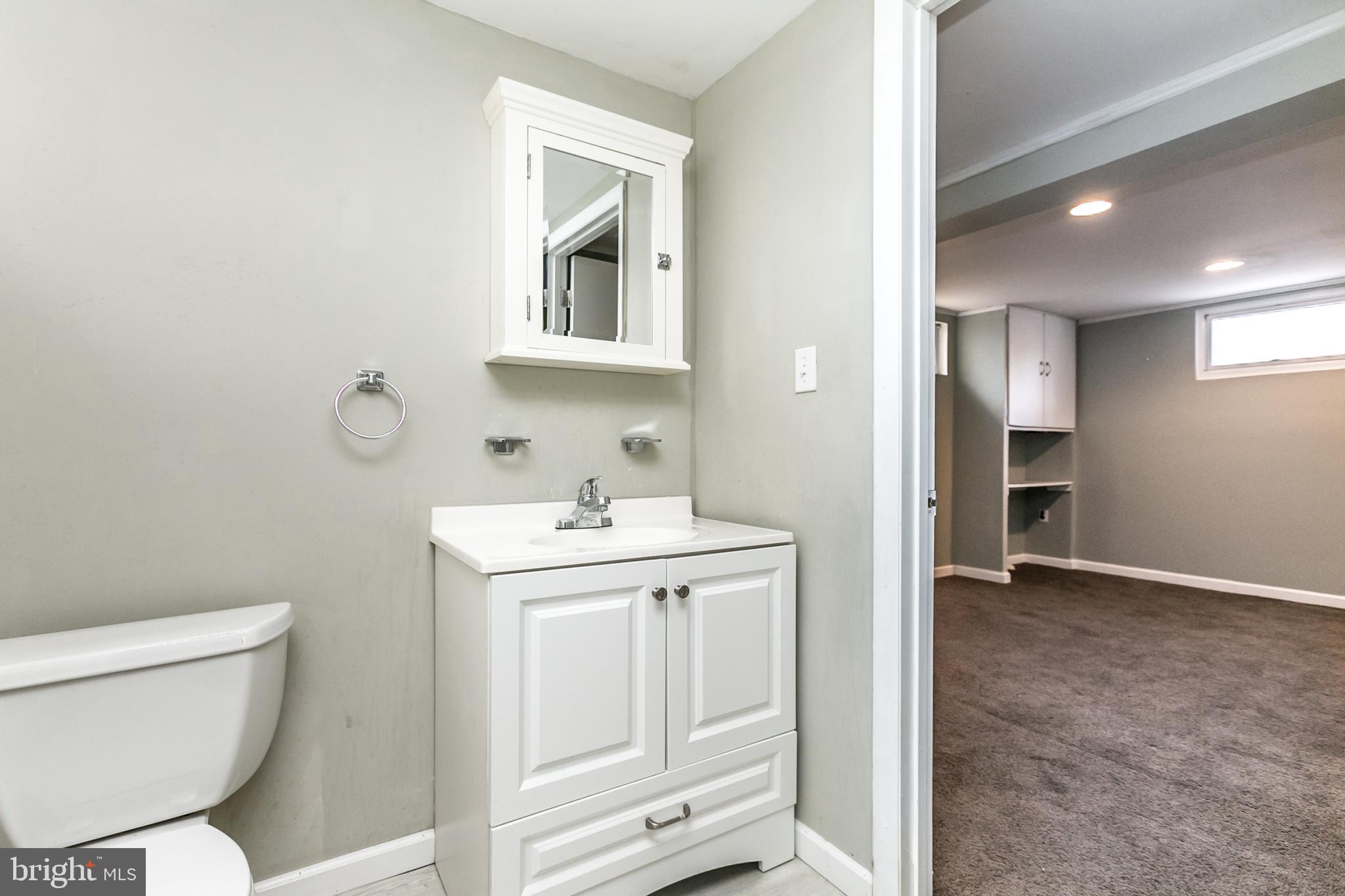 LOCH HILL - Residential