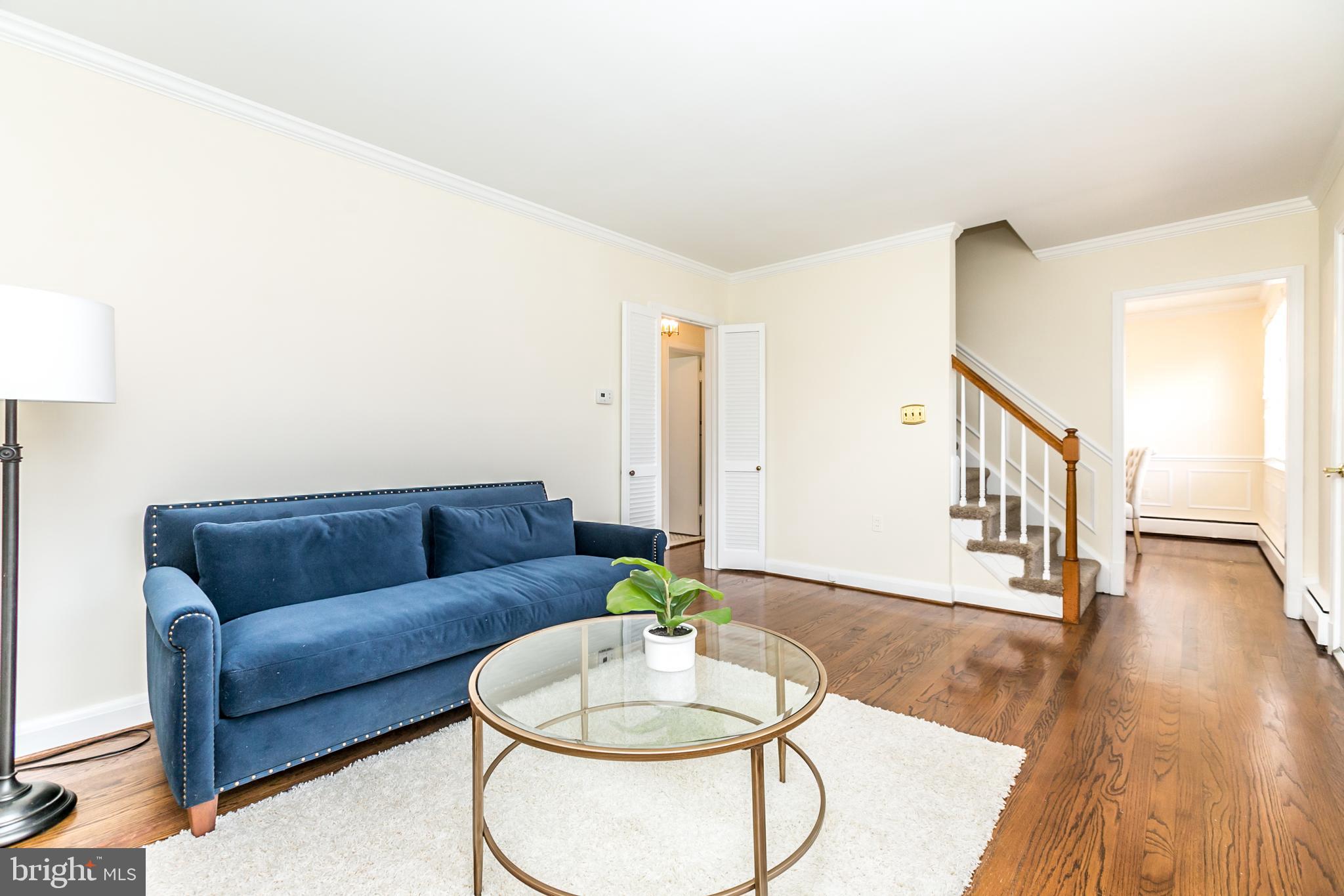 LOCH HILL - Residential