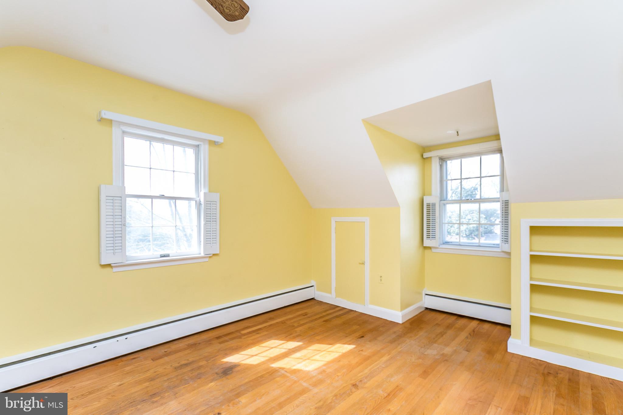 LOCH HILL - Residential