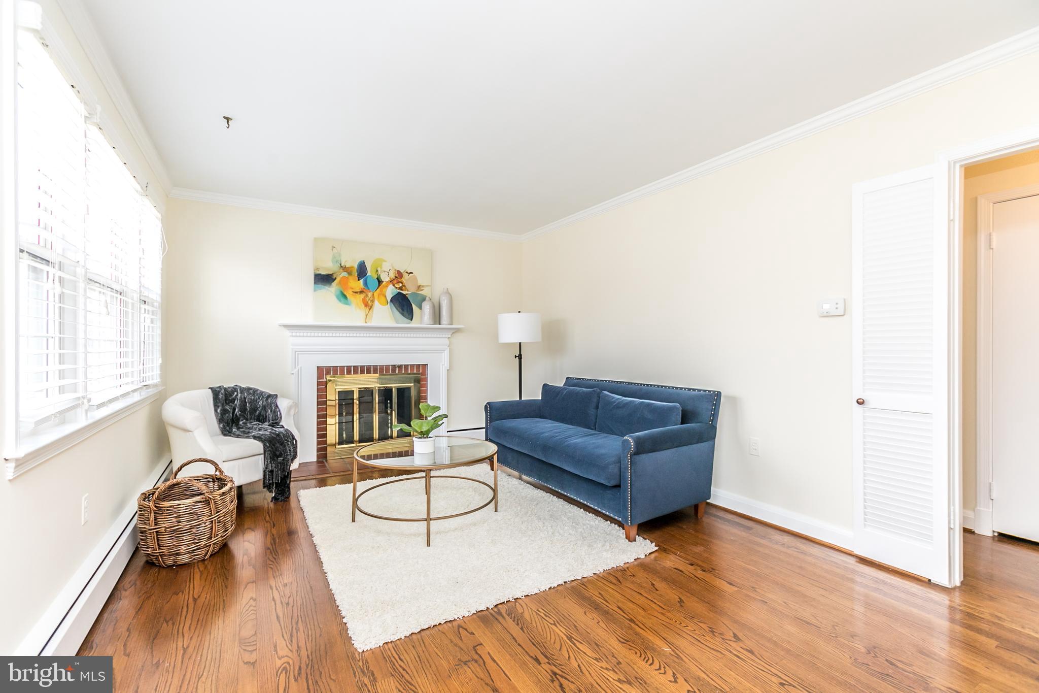 LOCH HILL - Residential