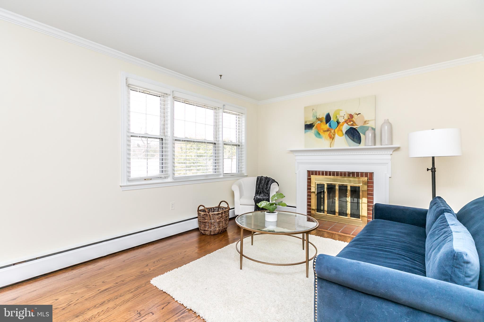 LOCH HILL - Residential