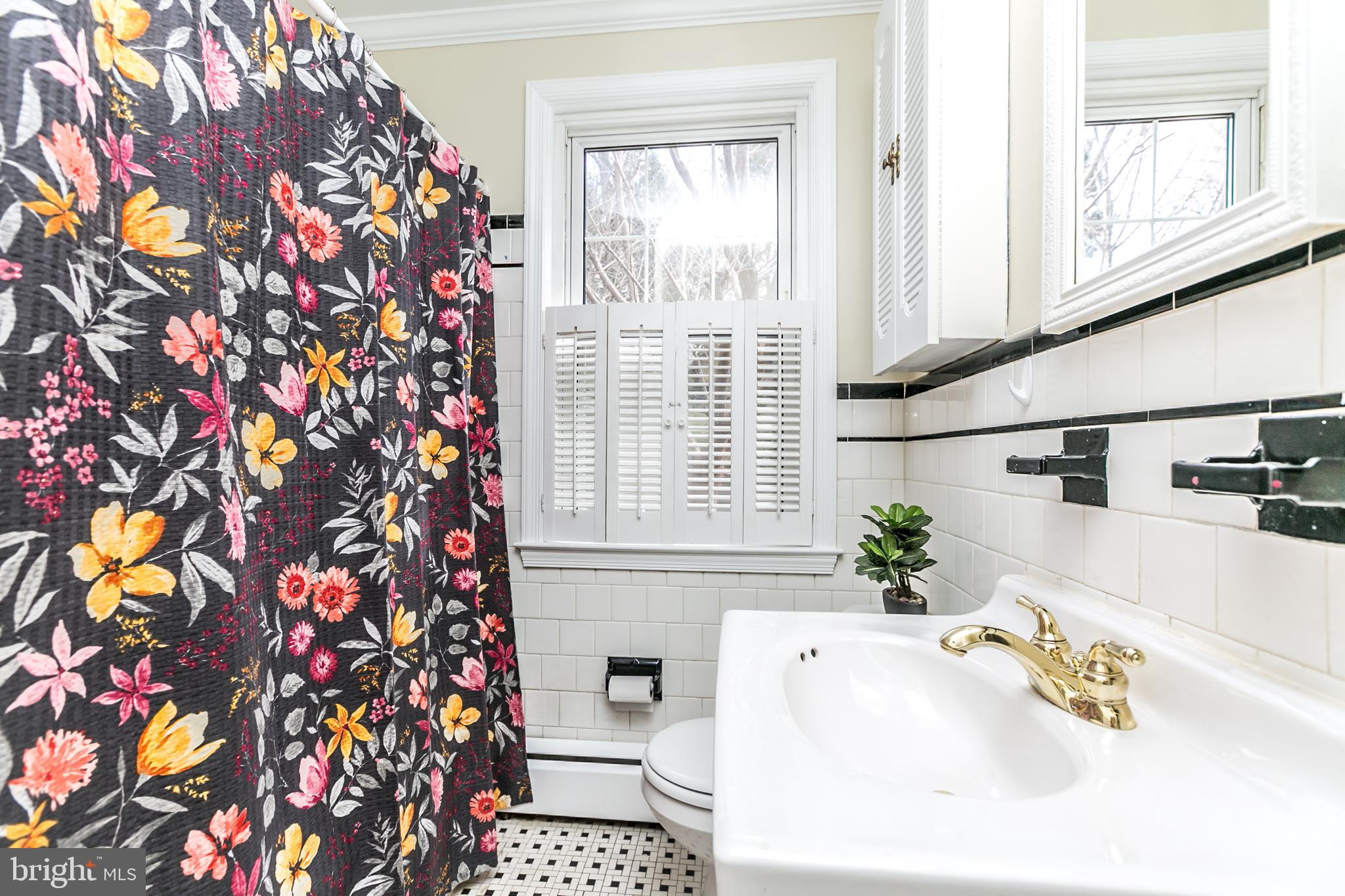 LOCH HILL - Residential