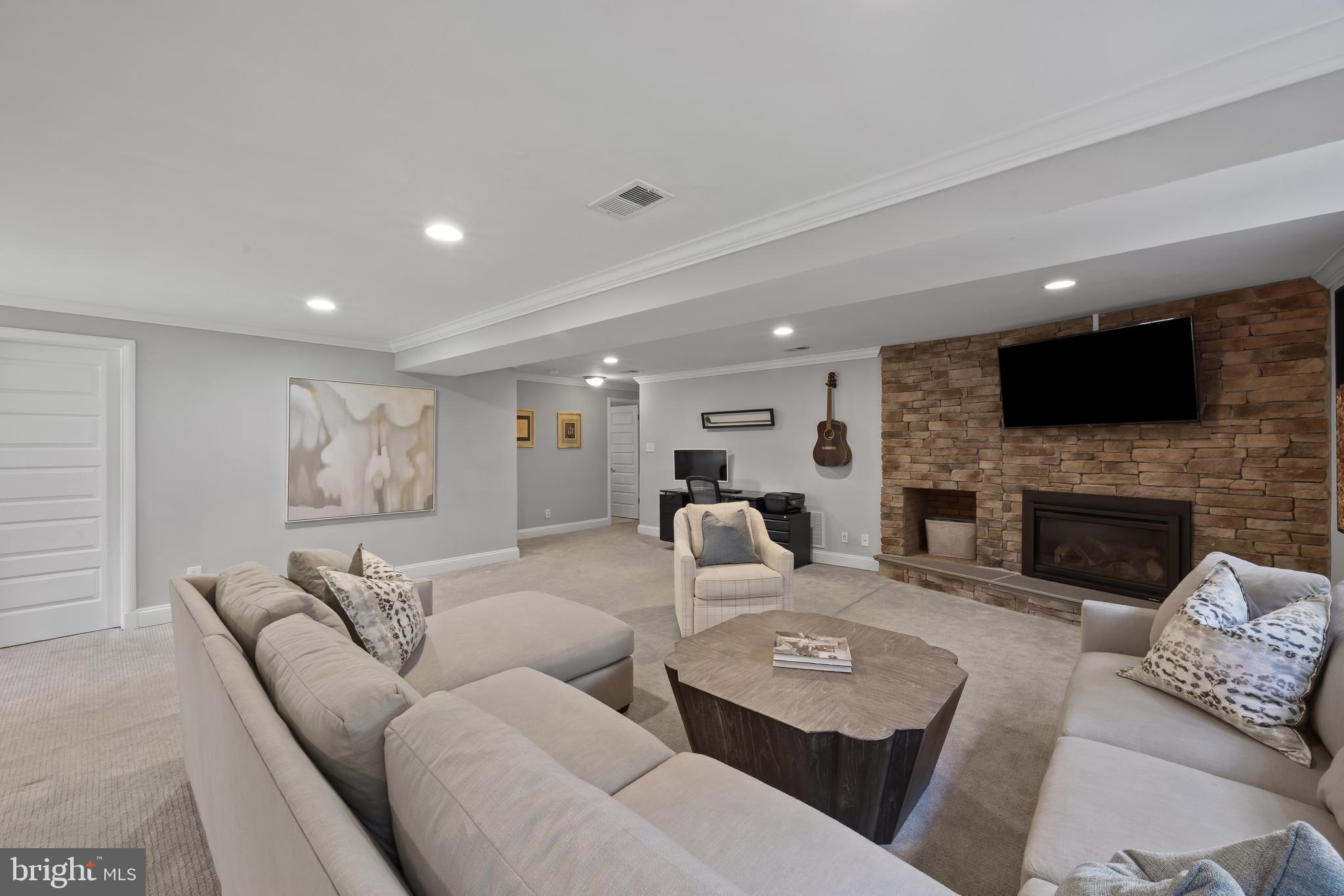 VILLAMAY - Residential