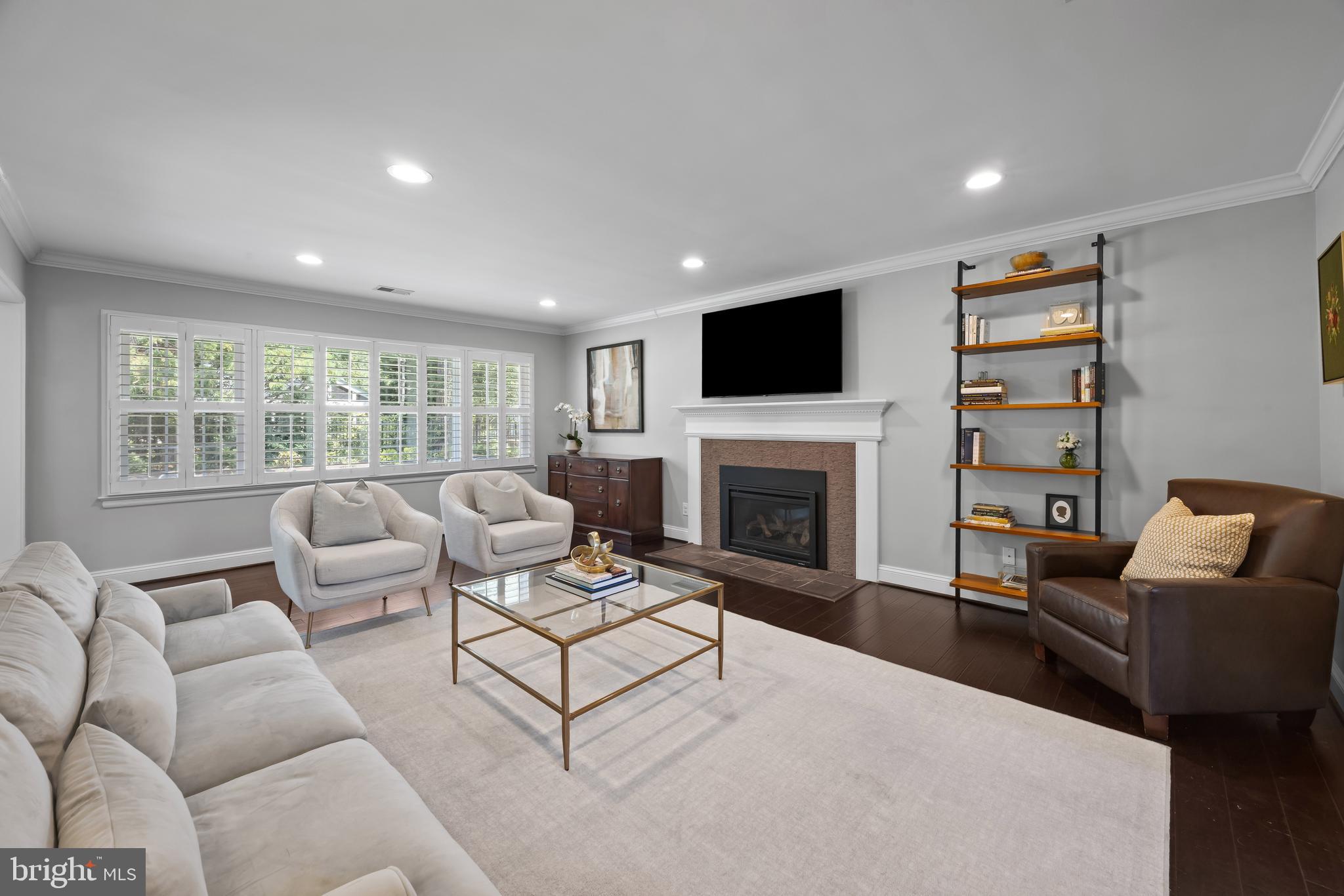 1214 BELLE VISTA DRIVE