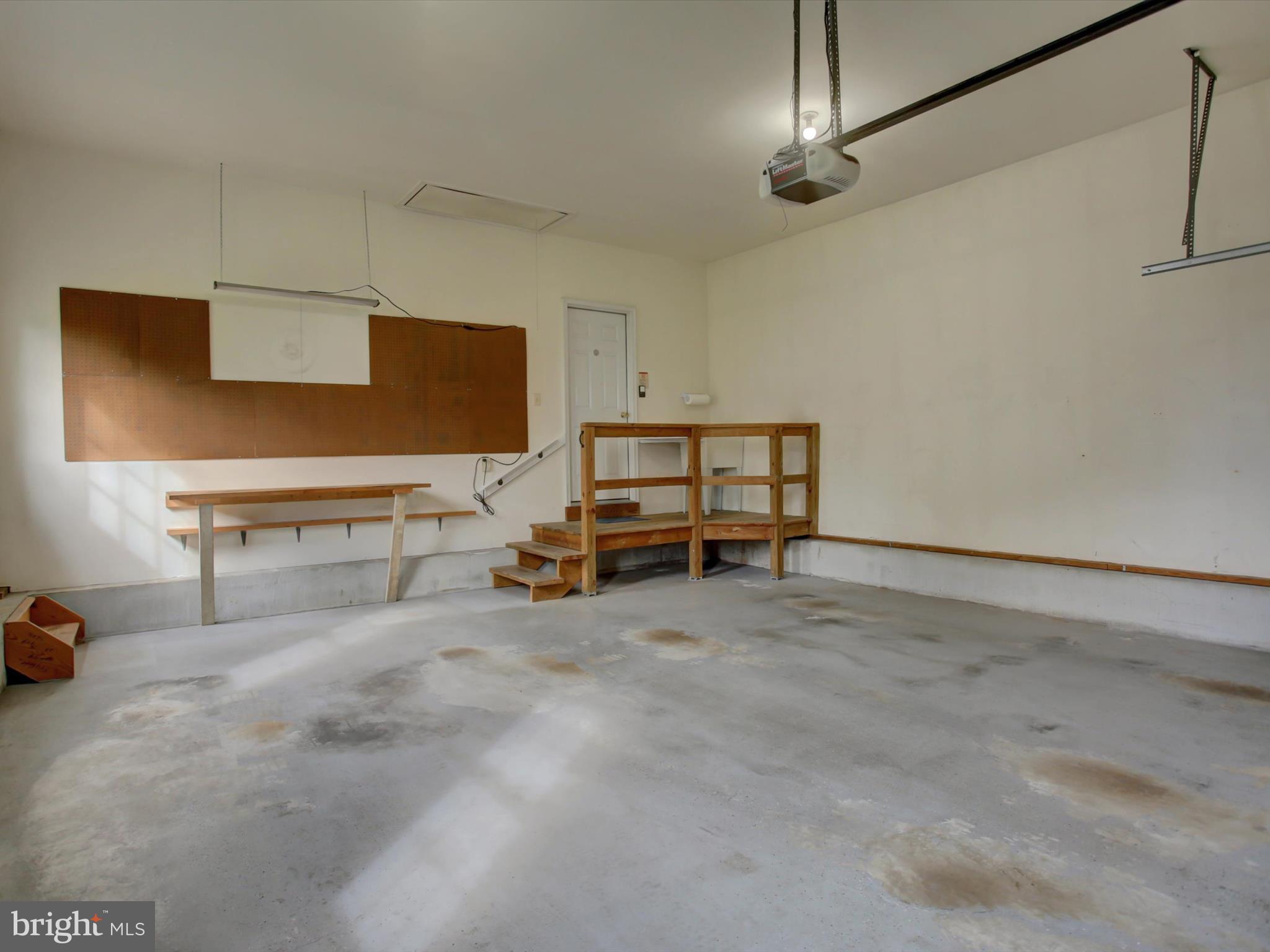 MELROSE MEADOWS - Residential