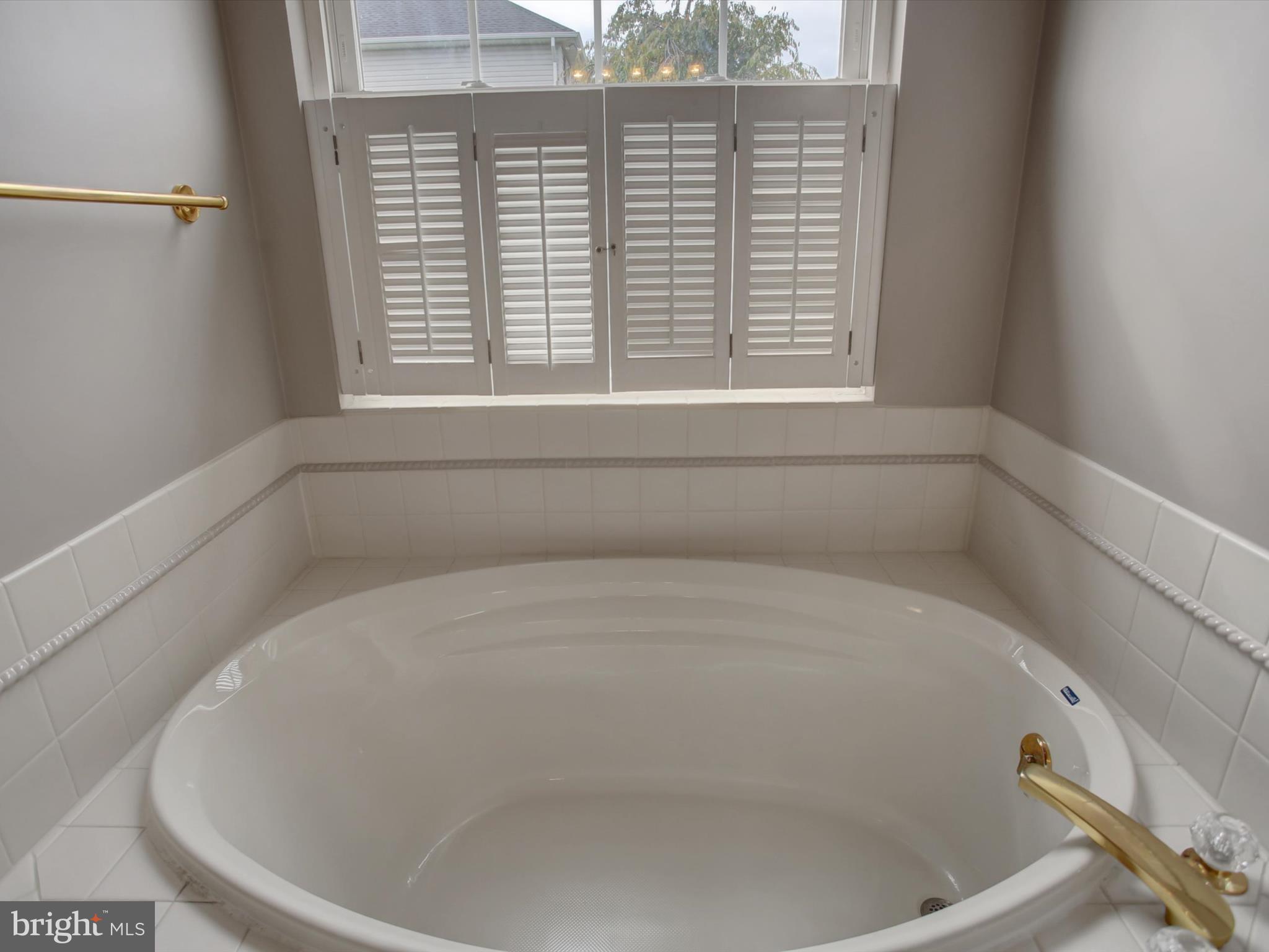 MELROSE MEADOWS - Residential