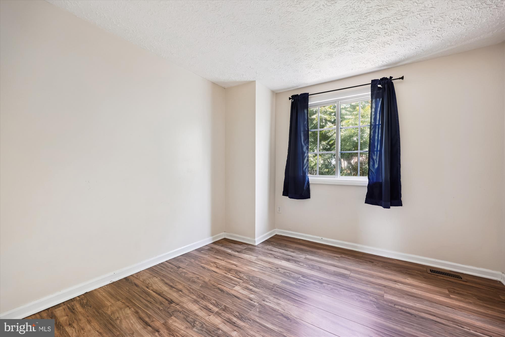 BLUNT COMMONS - Residential