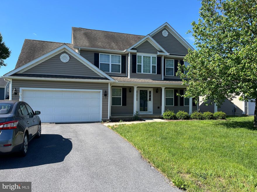 Spacious single family home near the Air Guard and manufacturing plant.  2985 sqft, with finished basement with work room, fenced yard, large rear deck and storage shed.  Interior features spacious formal living, dining areas. Kitchen and family room feature all stainless appliances, kitchen island and propane fireplace.
2nd floor master suite has 2nd large living room, large bath room, and large closet. Also small office space.
Lots of storage through out this home.