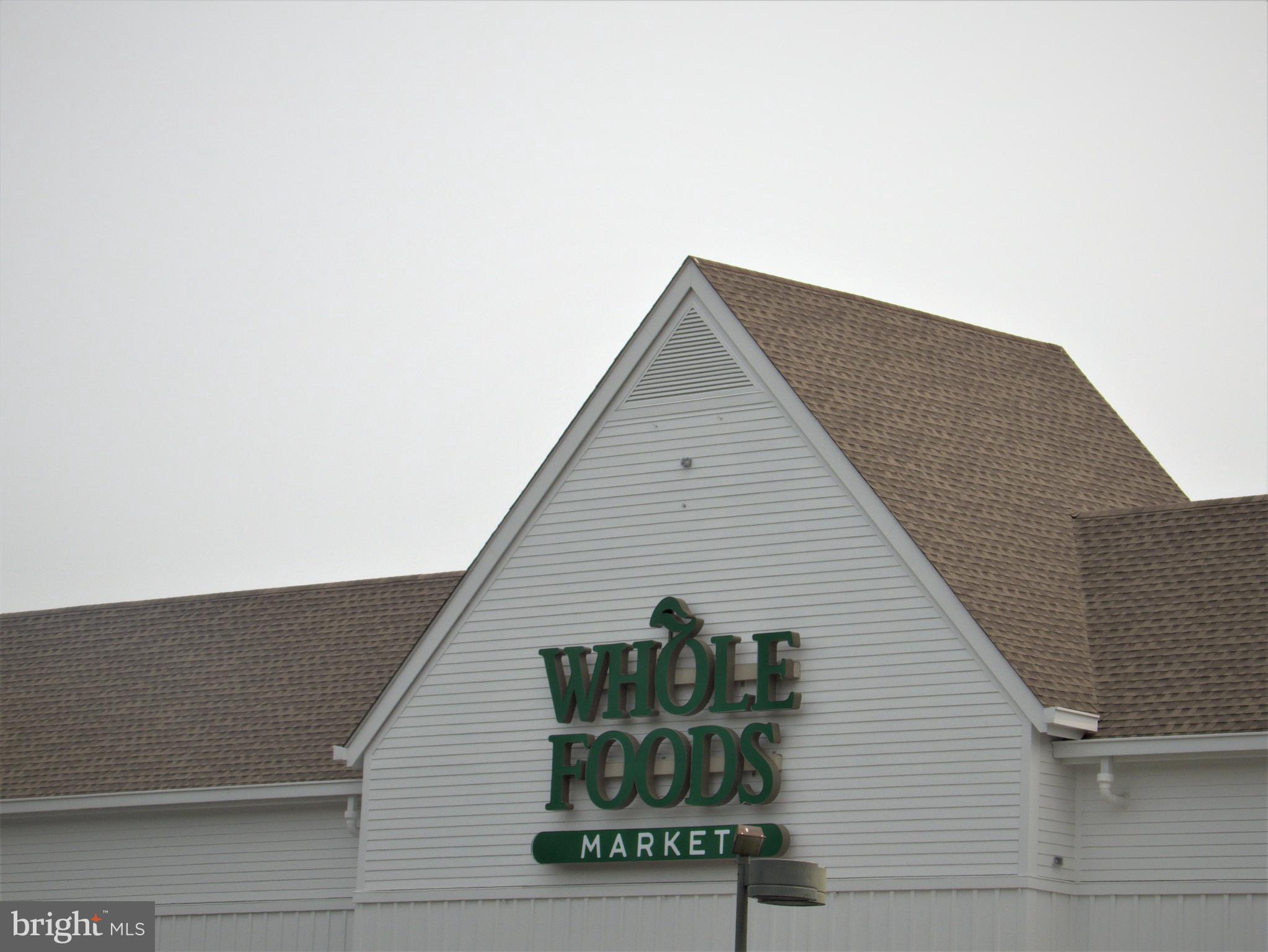 THE KENWOOD - Residential Lease