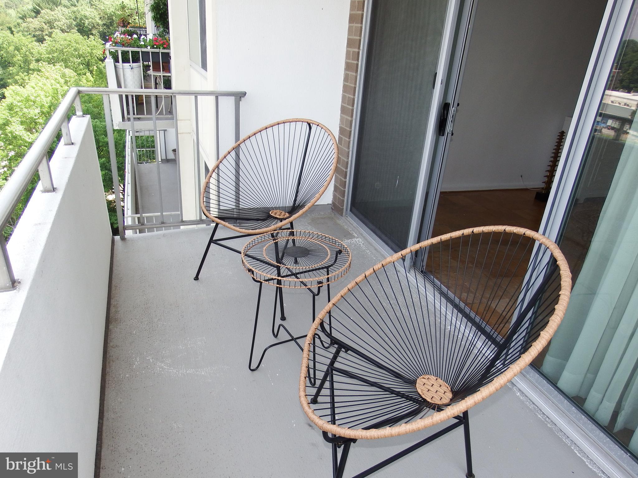 THE KENWOOD - Residential Lease