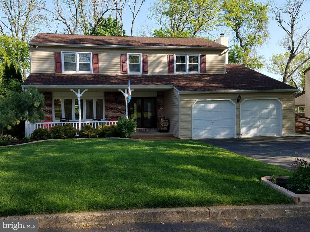 Photo of 27 Seedling Dr, HOLLAND, PA 18966 (MLS # PABU2114026)