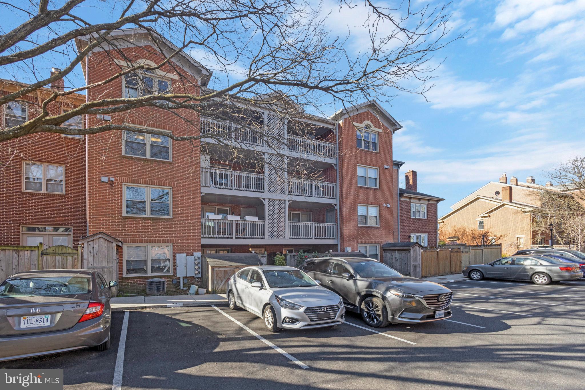 COLECROFT - Residential Lease