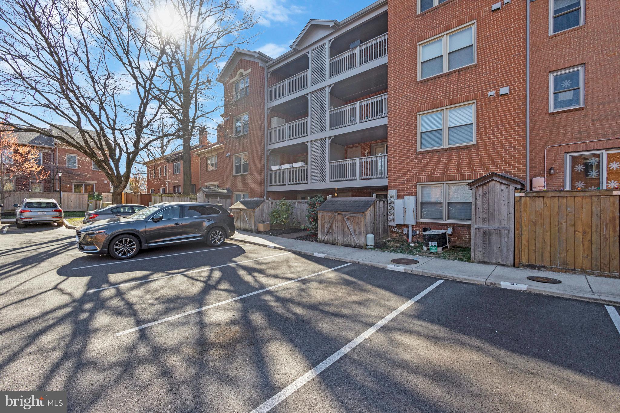 COLECROFT - Residential Lease