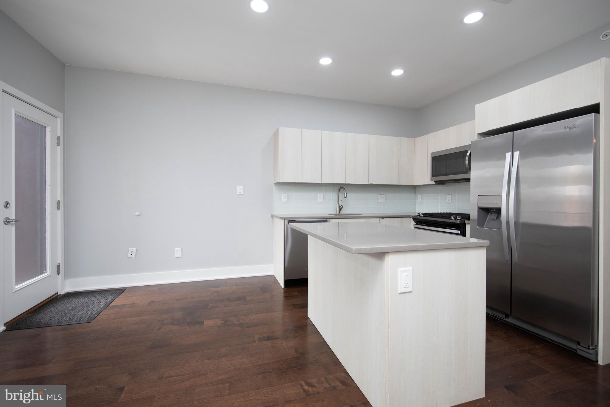 OLDE KENSINGTON - Residential