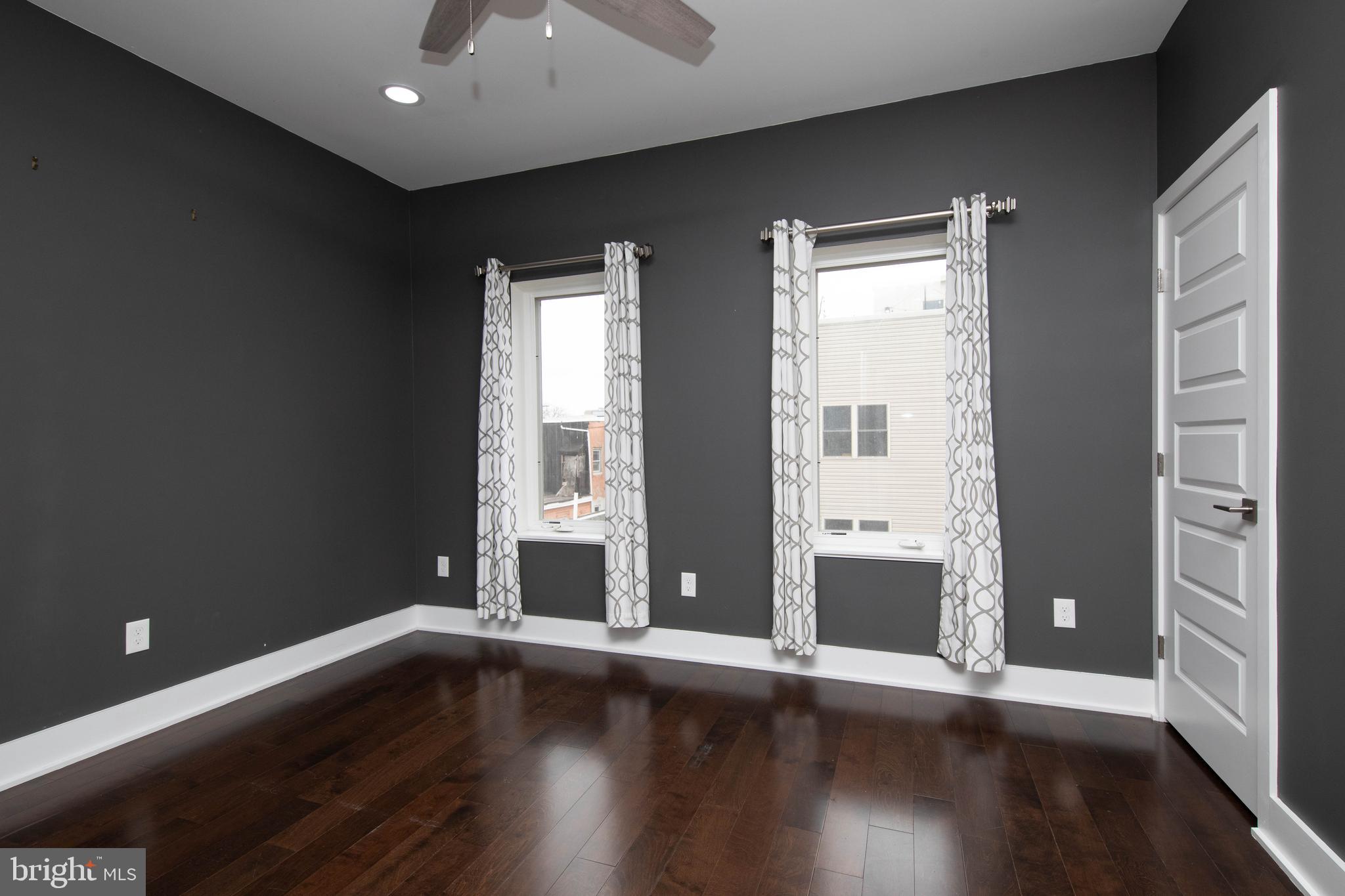 OLDE KENSINGTON - Residential