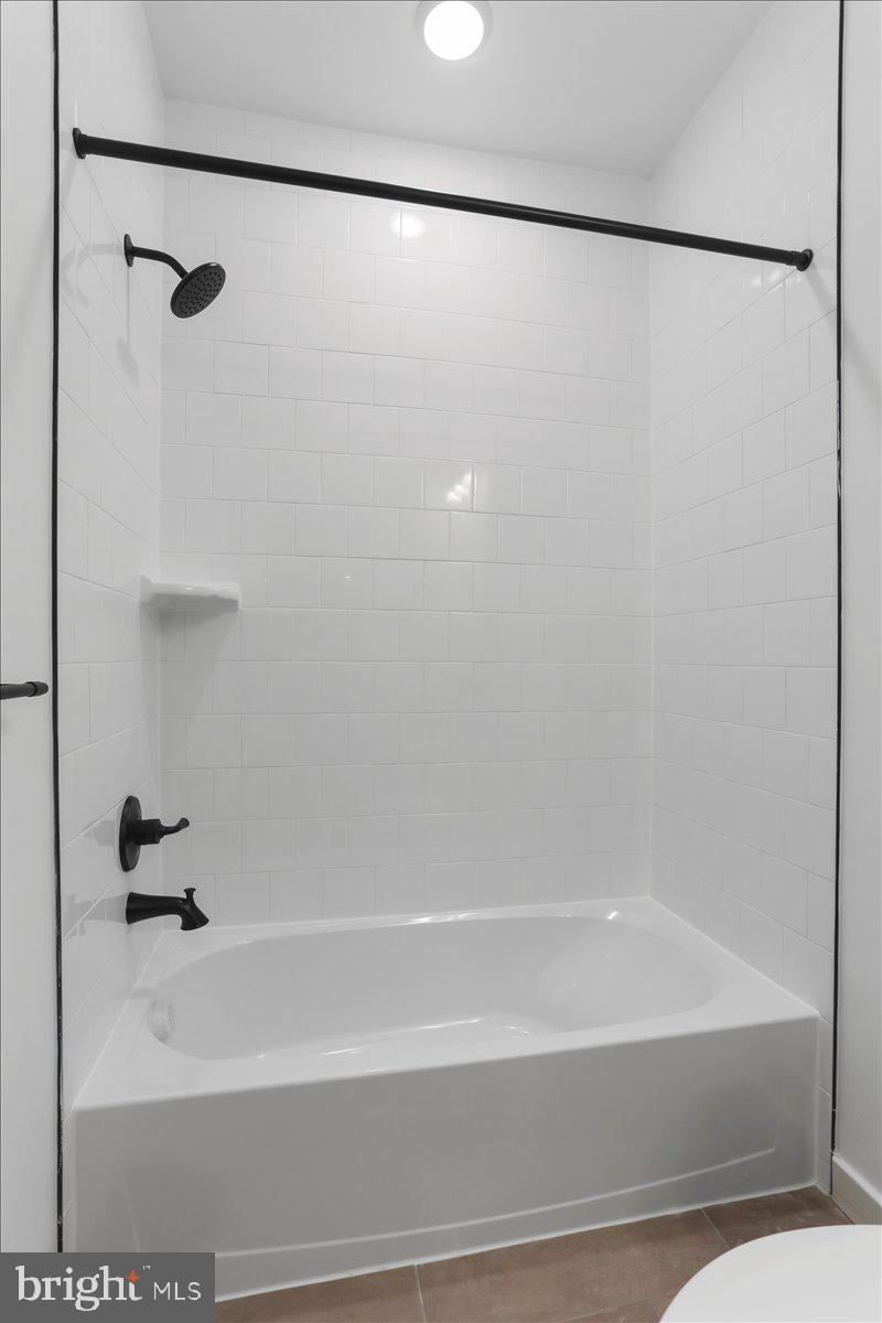 PARADISE HEIGHTS - Residential