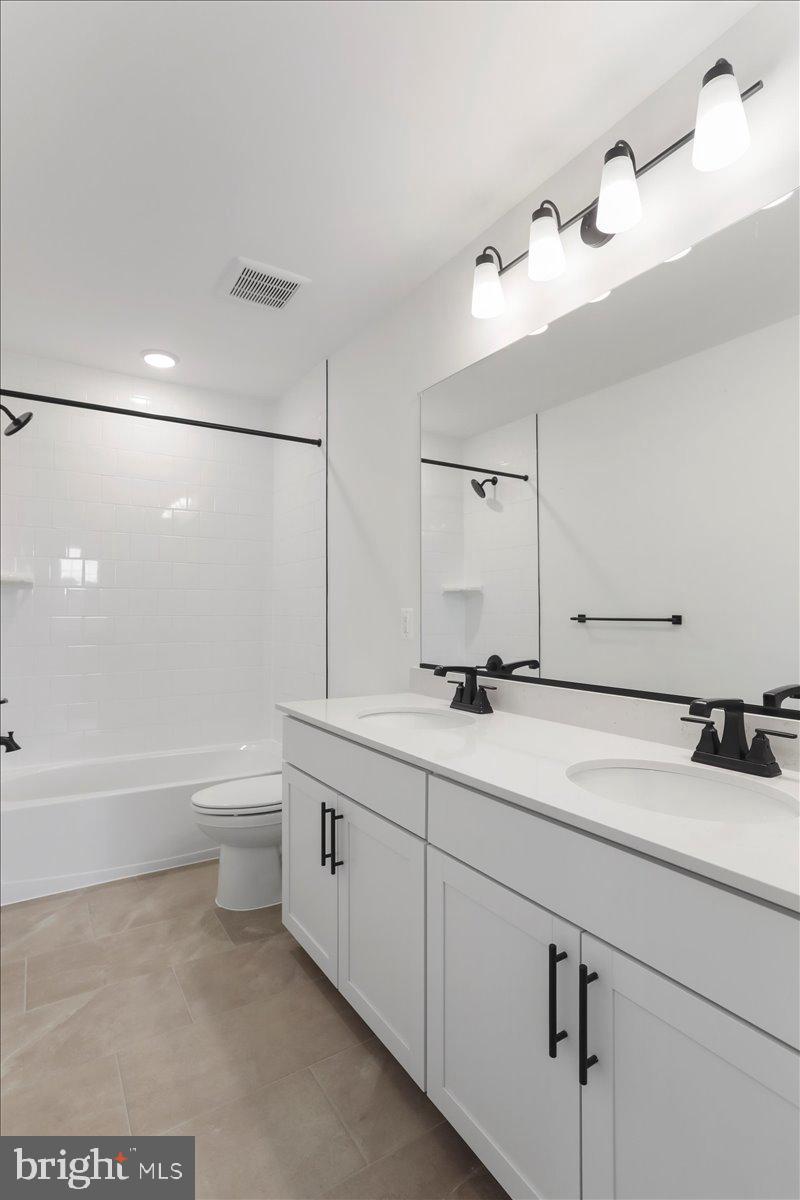 PARADISE HEIGHTS - Residential