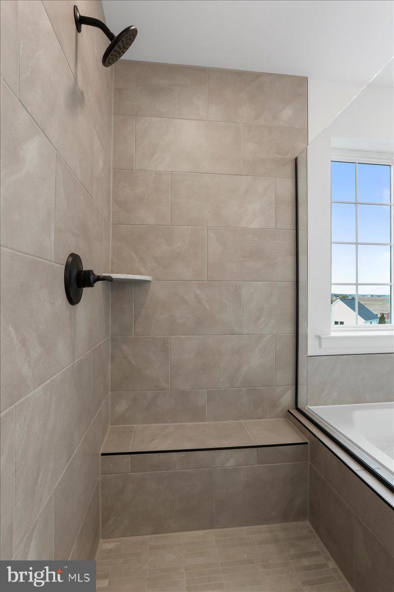 PARADISE HEIGHTS - Residential