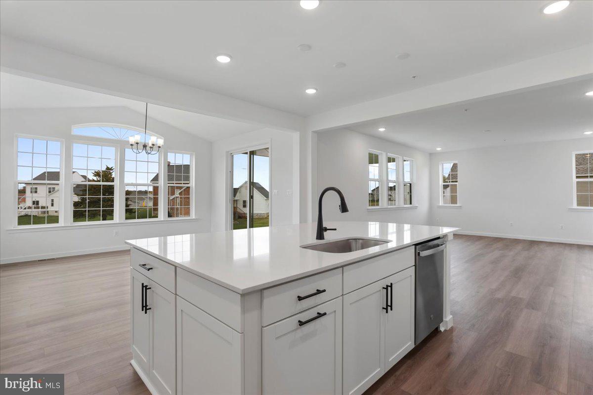 PARADISE HEIGHTS - Residential