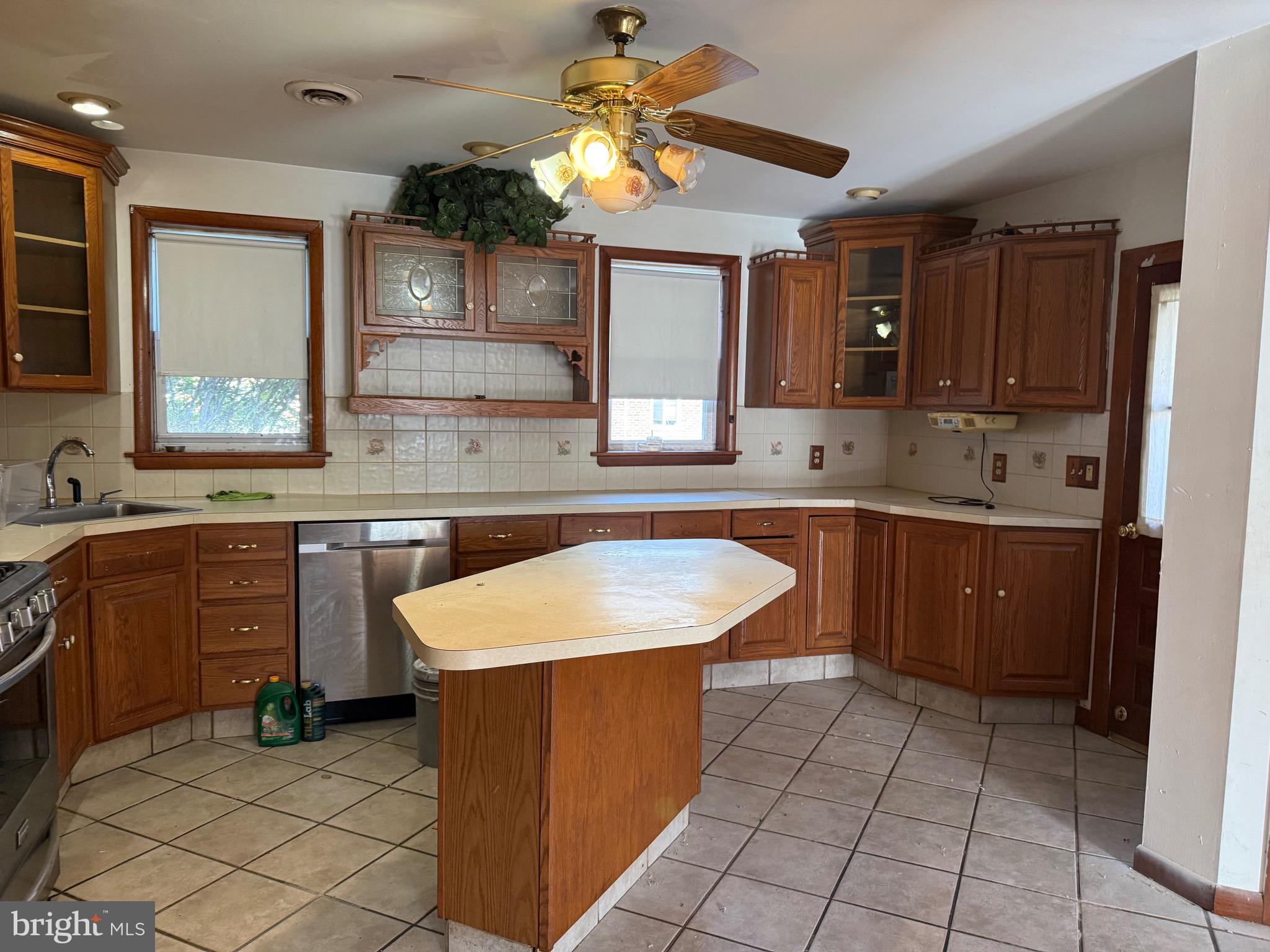 SANDYFORD PARK - Residential