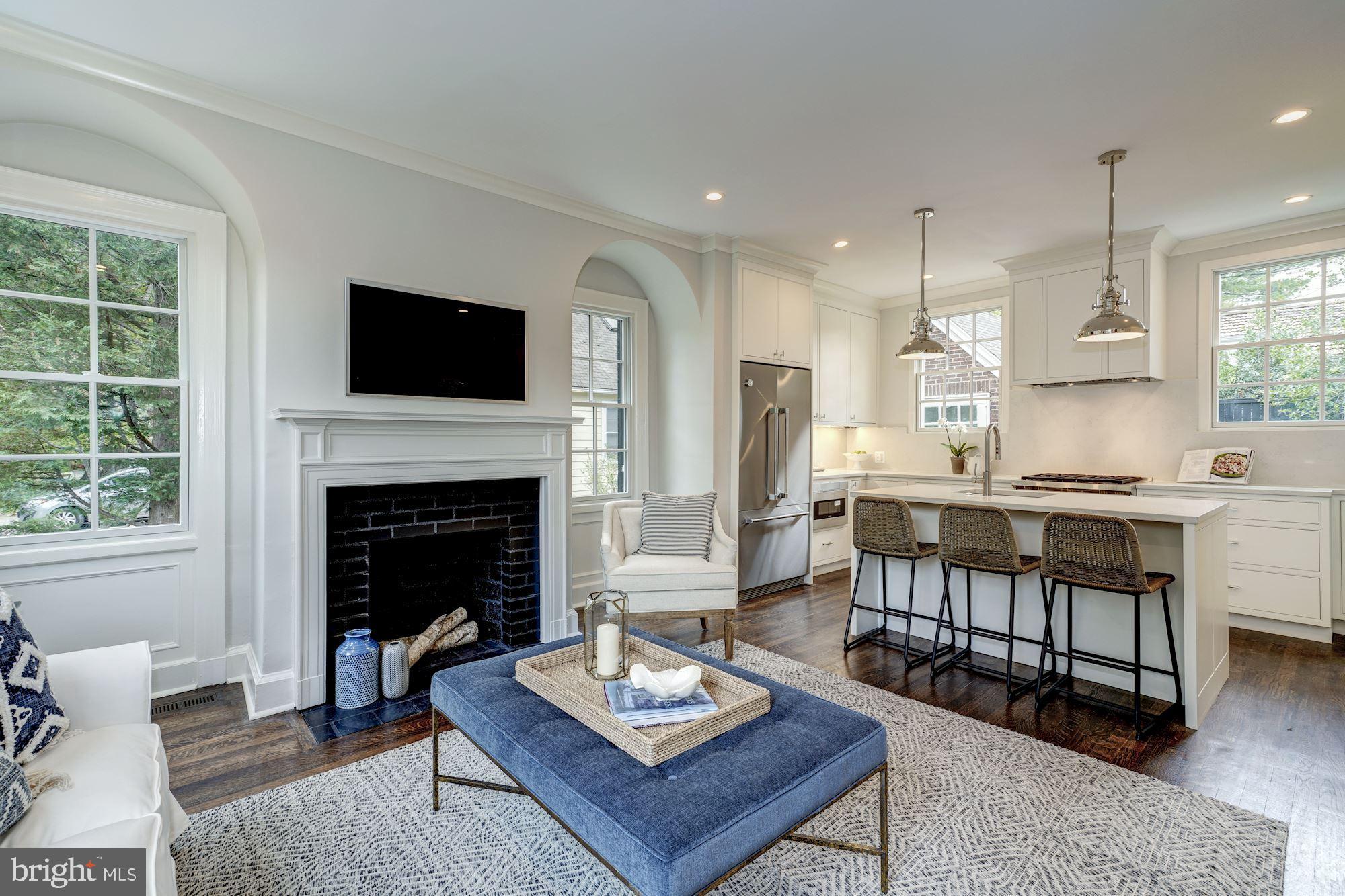 CHEVY CHASE - Residential