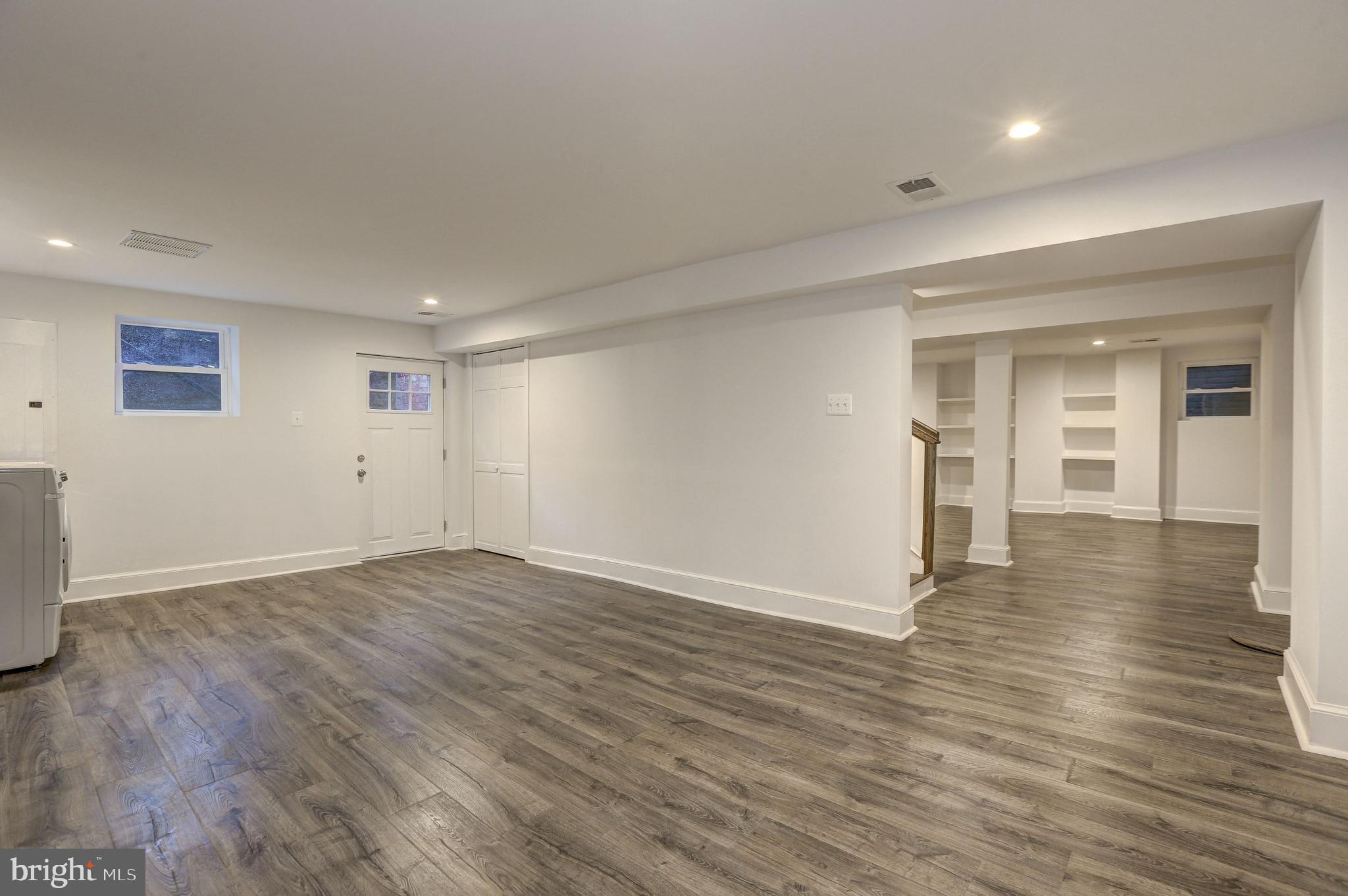 CHEVY CHASE - Residential