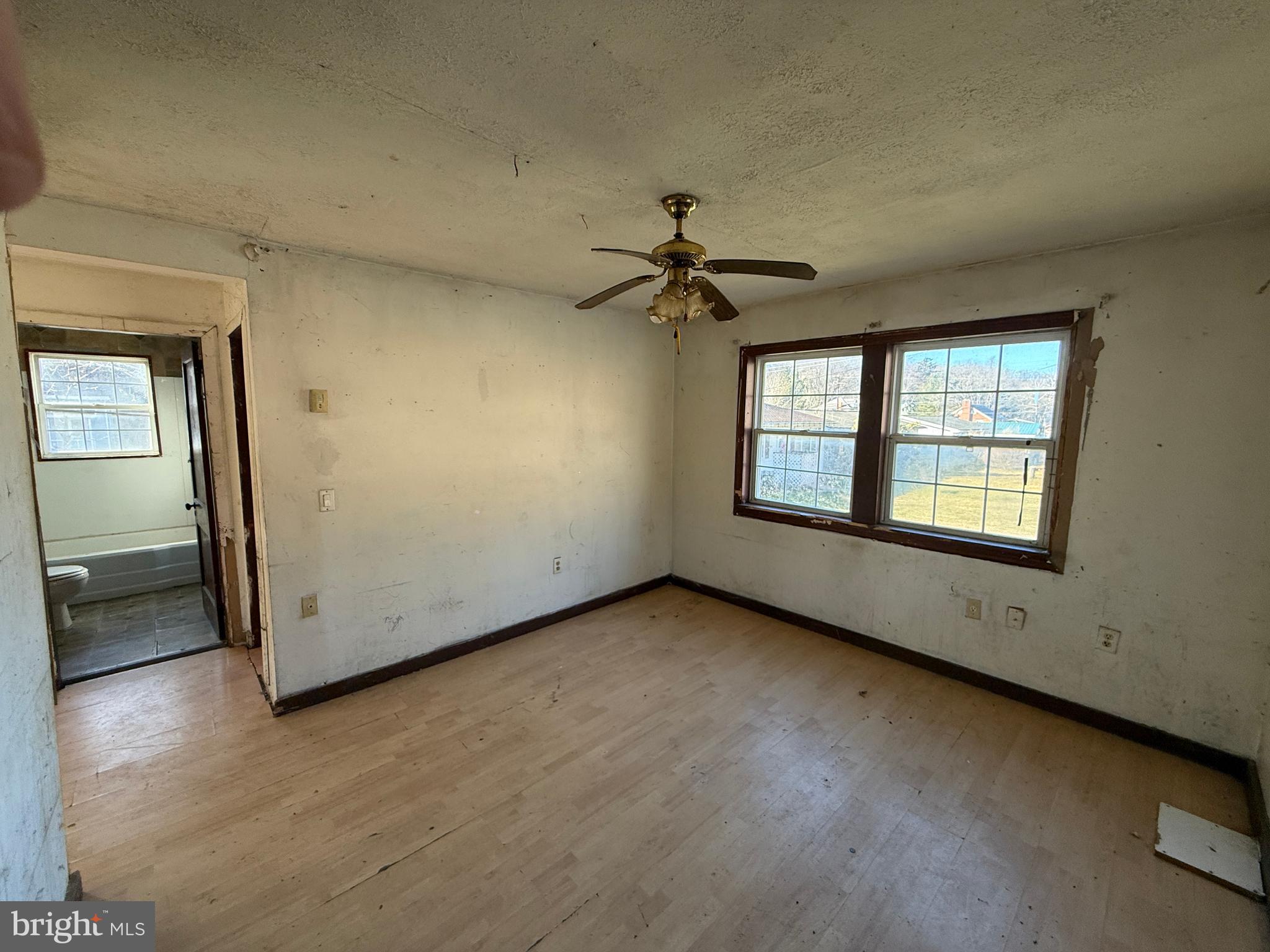 PENTONEY YOST - Residential