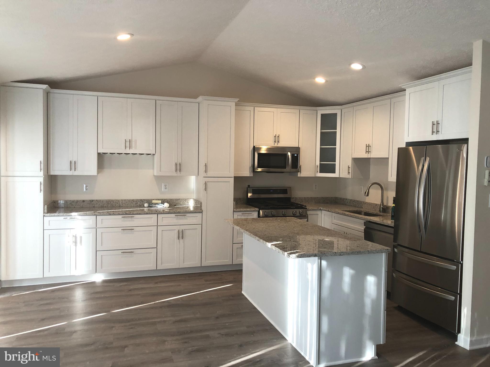 4009 BAND SHELL COURT