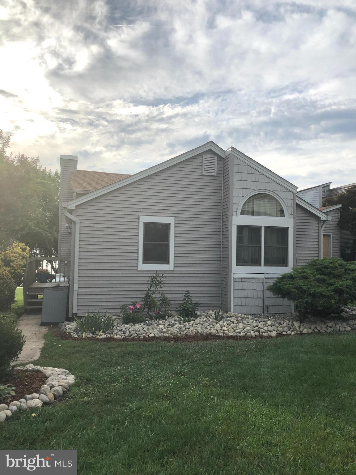 4009 BAND SHELL COURT