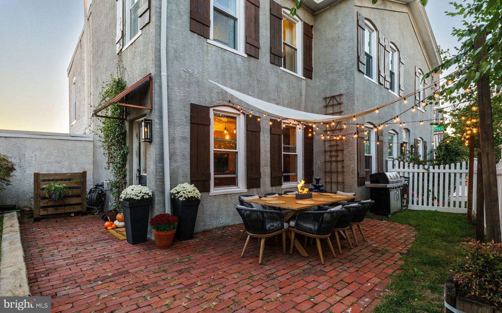 Photo of 211 Lofty Street, PHILADELPHIA, PA 19128 (MLS # PAPH2545088)