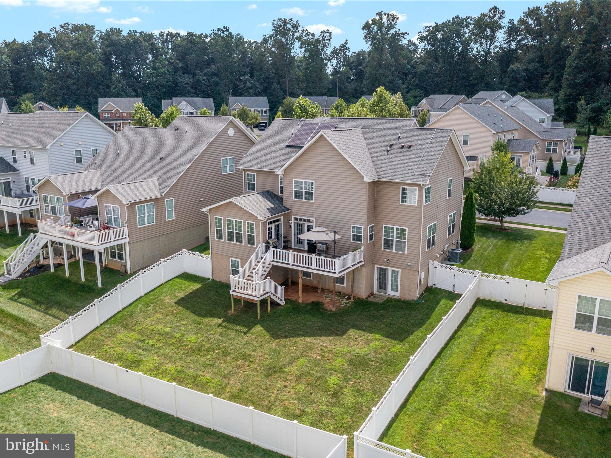 RESIDENCES AT QUARRY PLACE - Residential