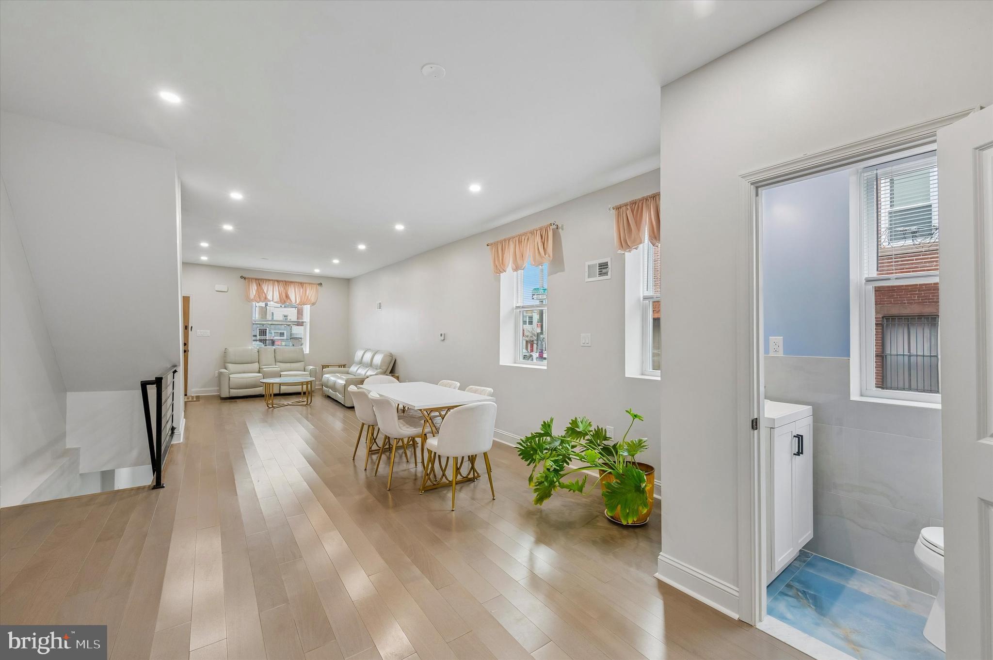 PHILADELPHIA (SOUTH) - Residential