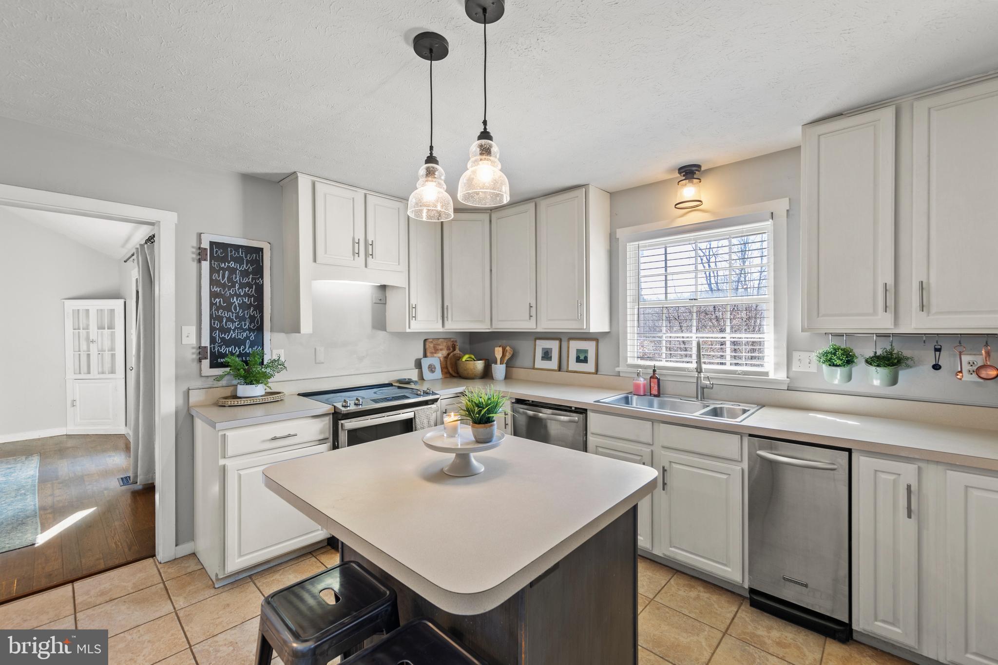 TIMBER RIDGE - Residential