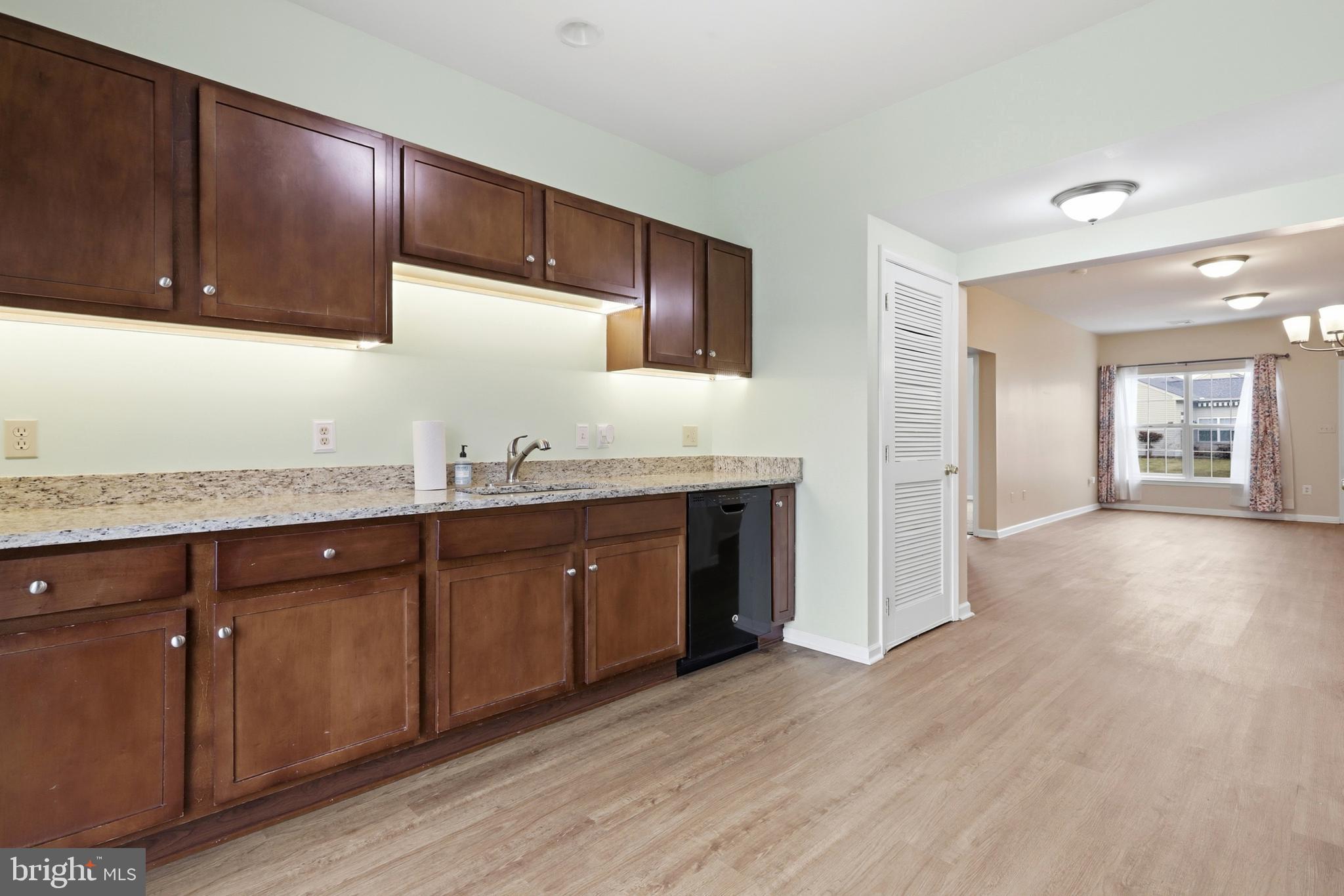 TOWN CENTRE - Residential