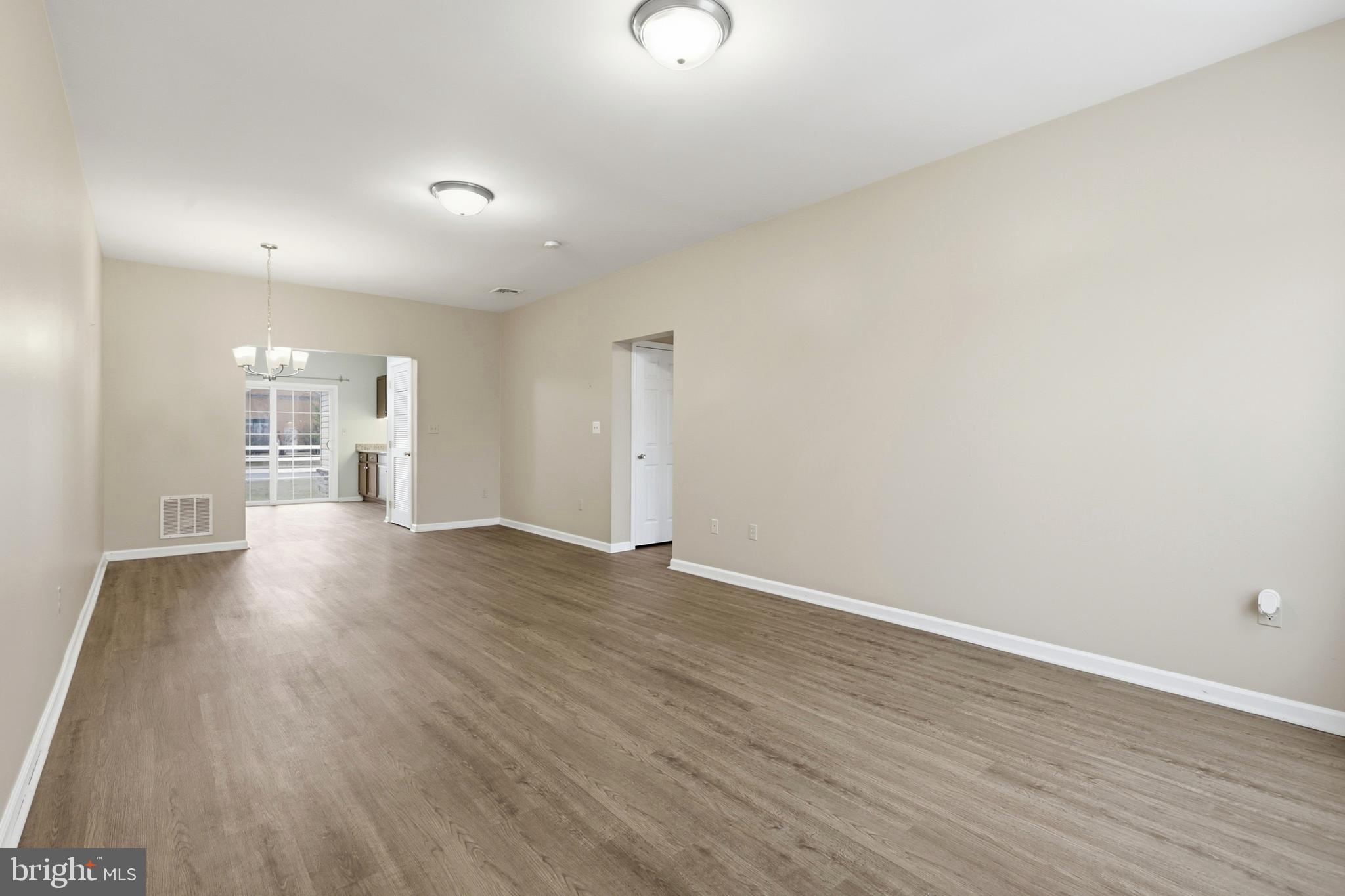 TOWN CENTRE - Residential