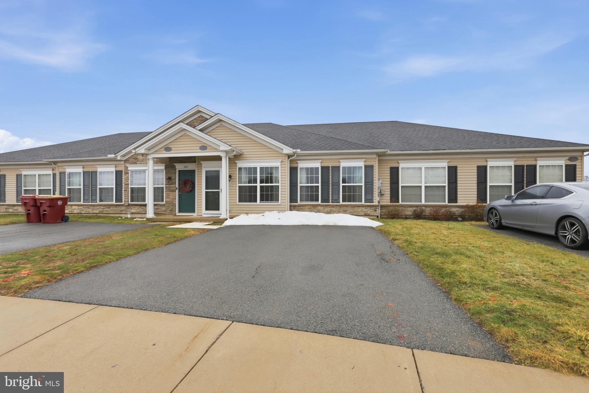 TOWN CENTRE - Residential