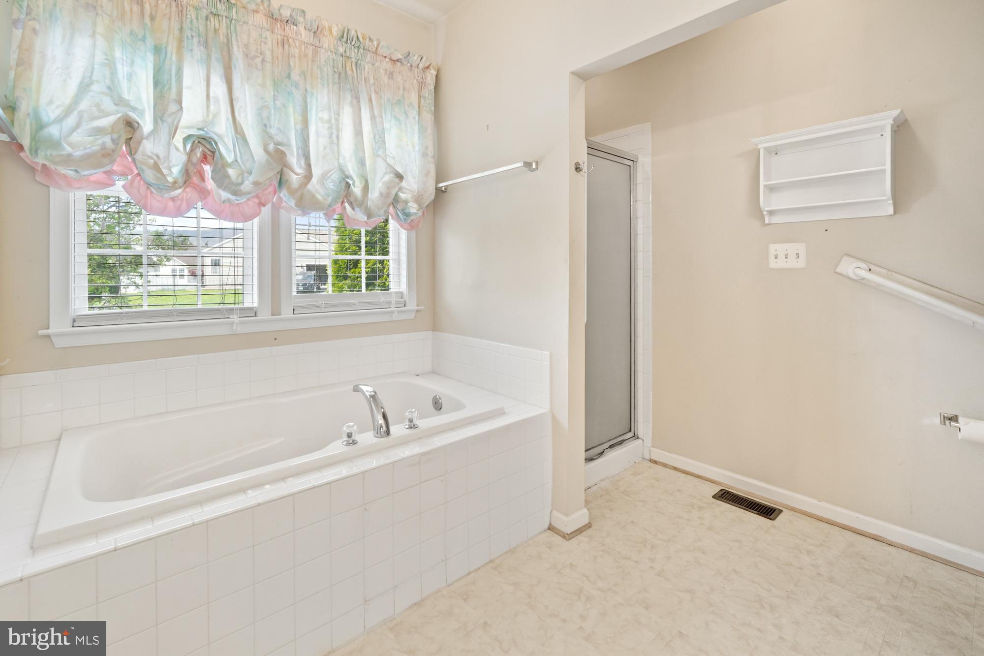 JERMAE ESTATES - Residential