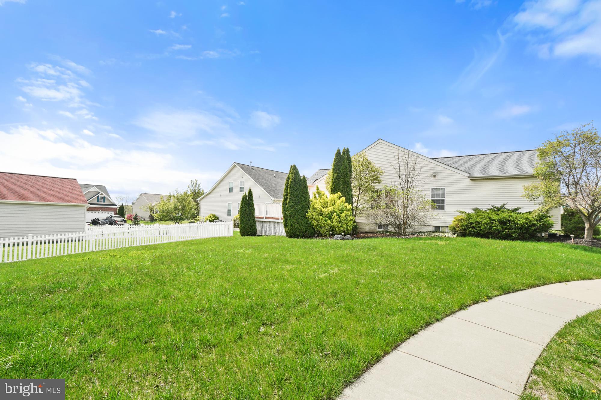 JERMAE ESTATES - Residential