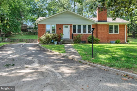 4804 Henderson Road, Temple Hills, MD 20748 - #: MDPG2203544