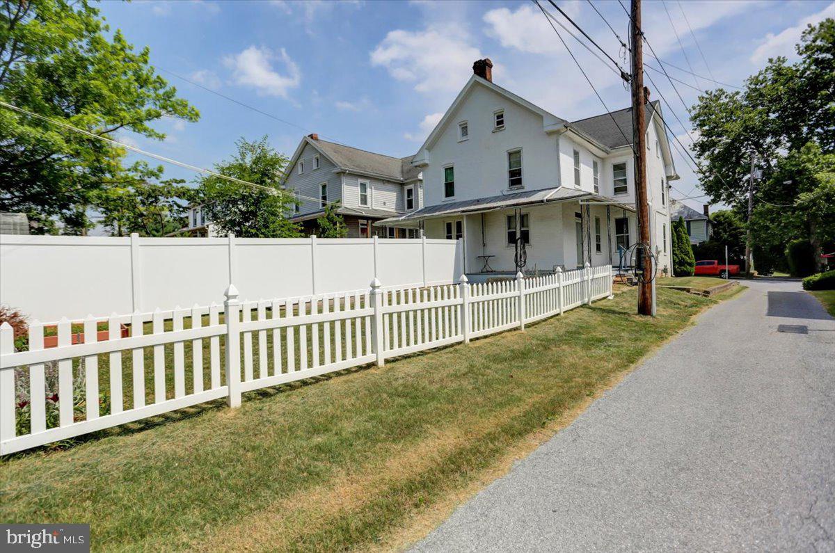 SHIPPENSBURG - Residential