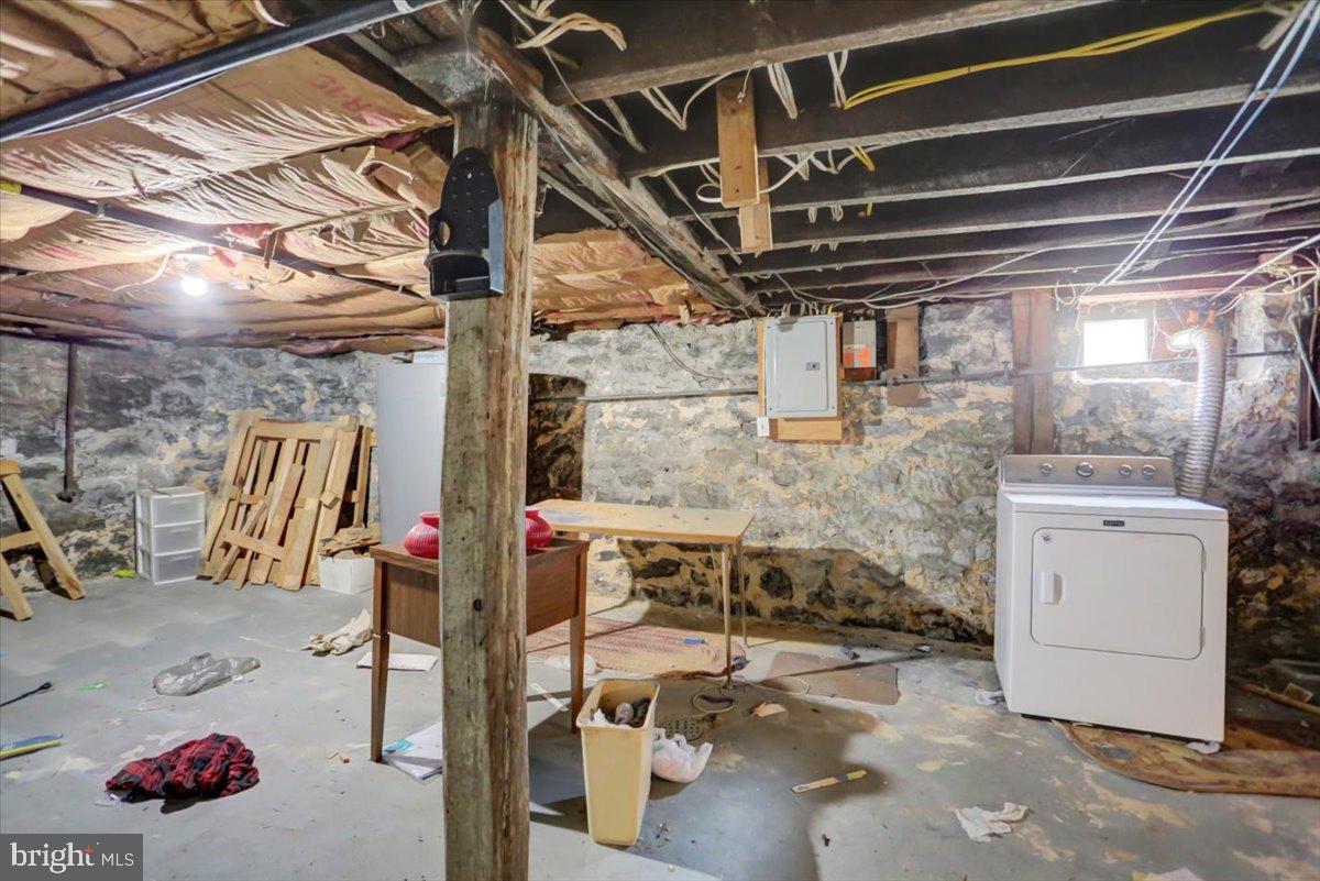 SHIPPENSBURG - Residential