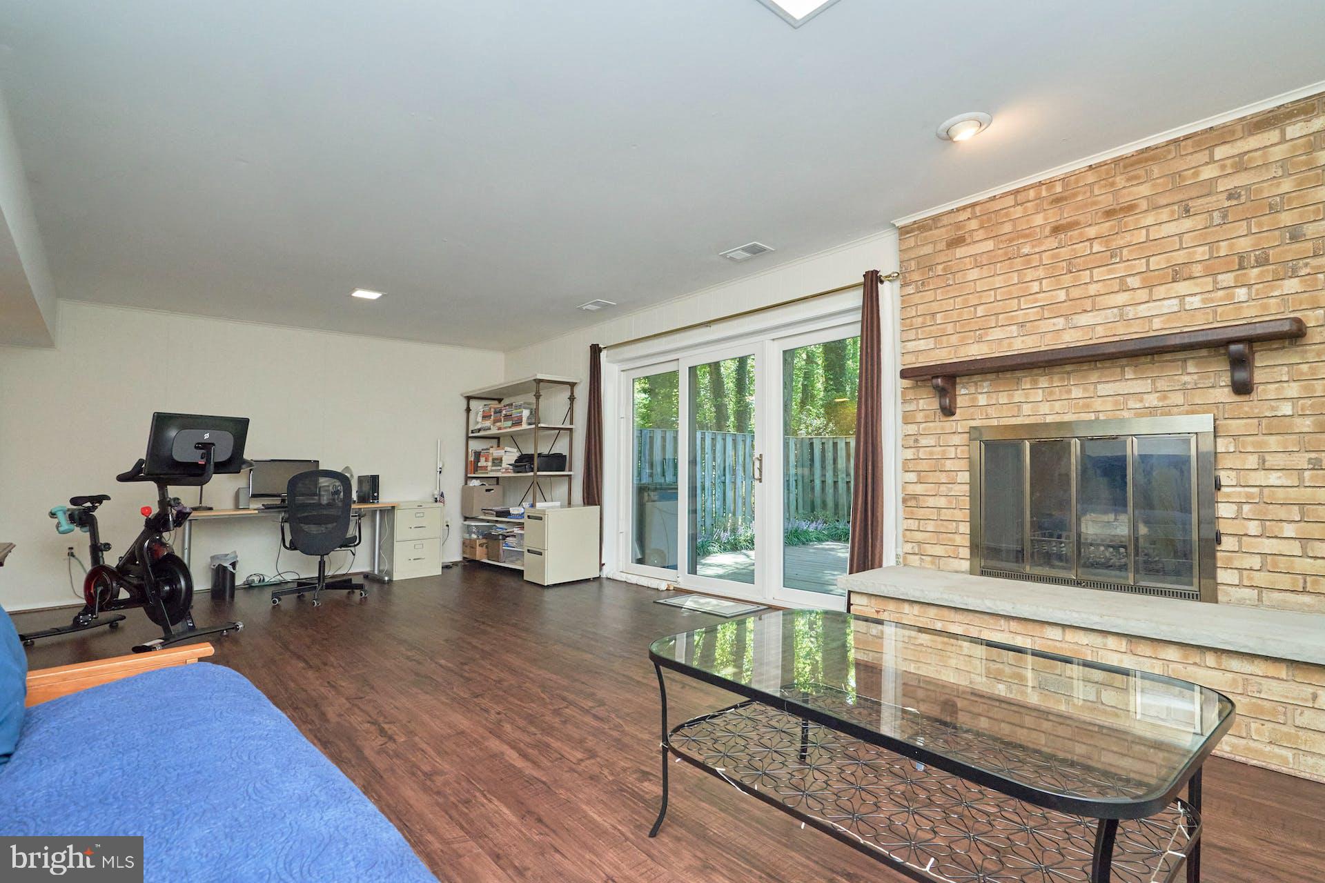 CHESTERFIELD MEWS - Residential