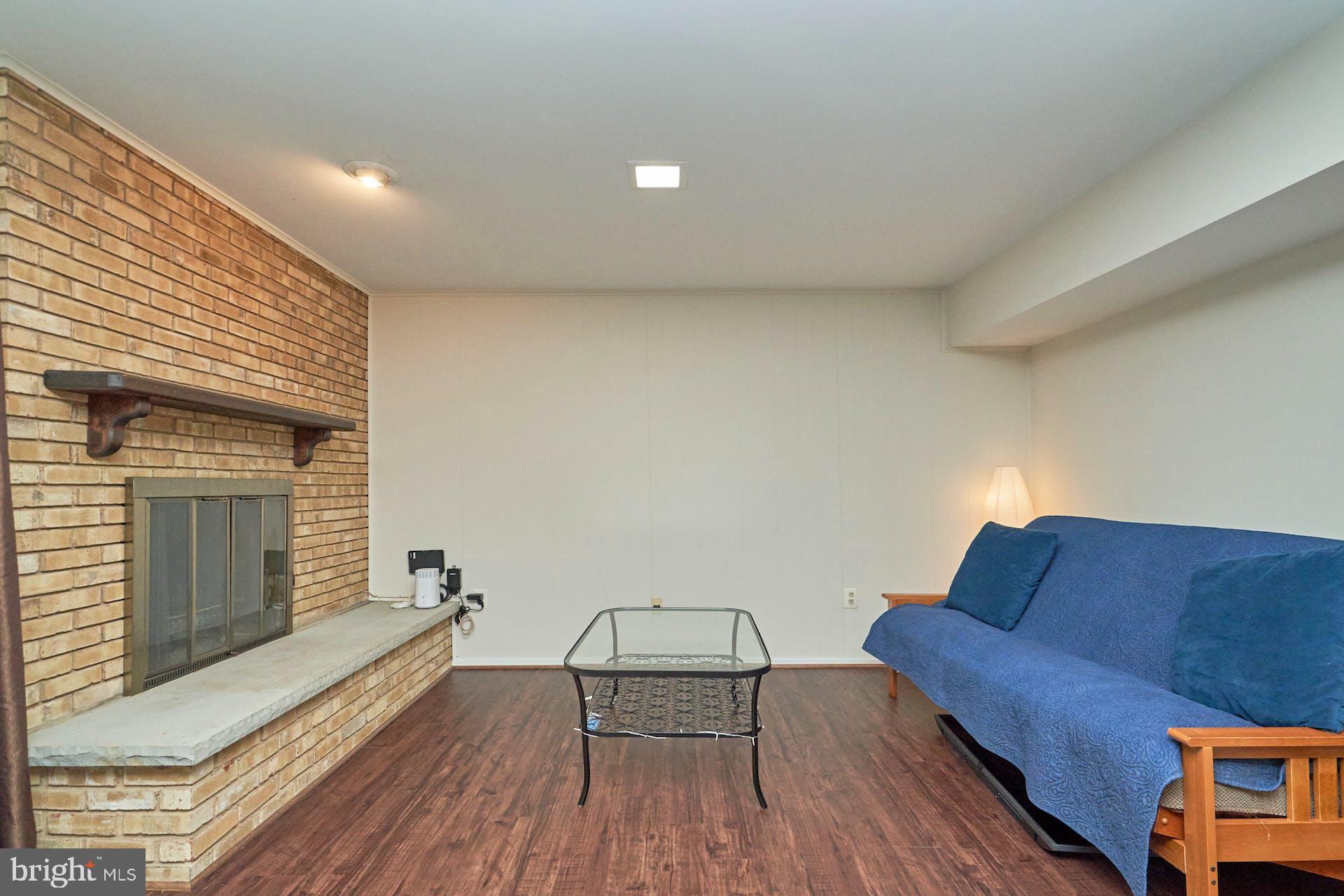 CHESTERFIELD MEWS - Residential