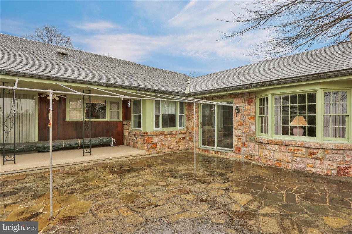 REIFFTON - Residential