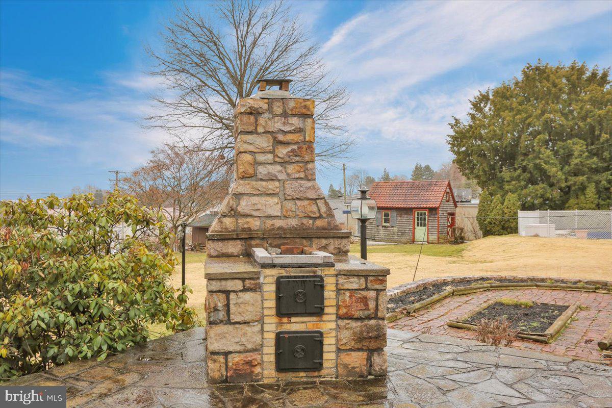 REIFFTON - Residential