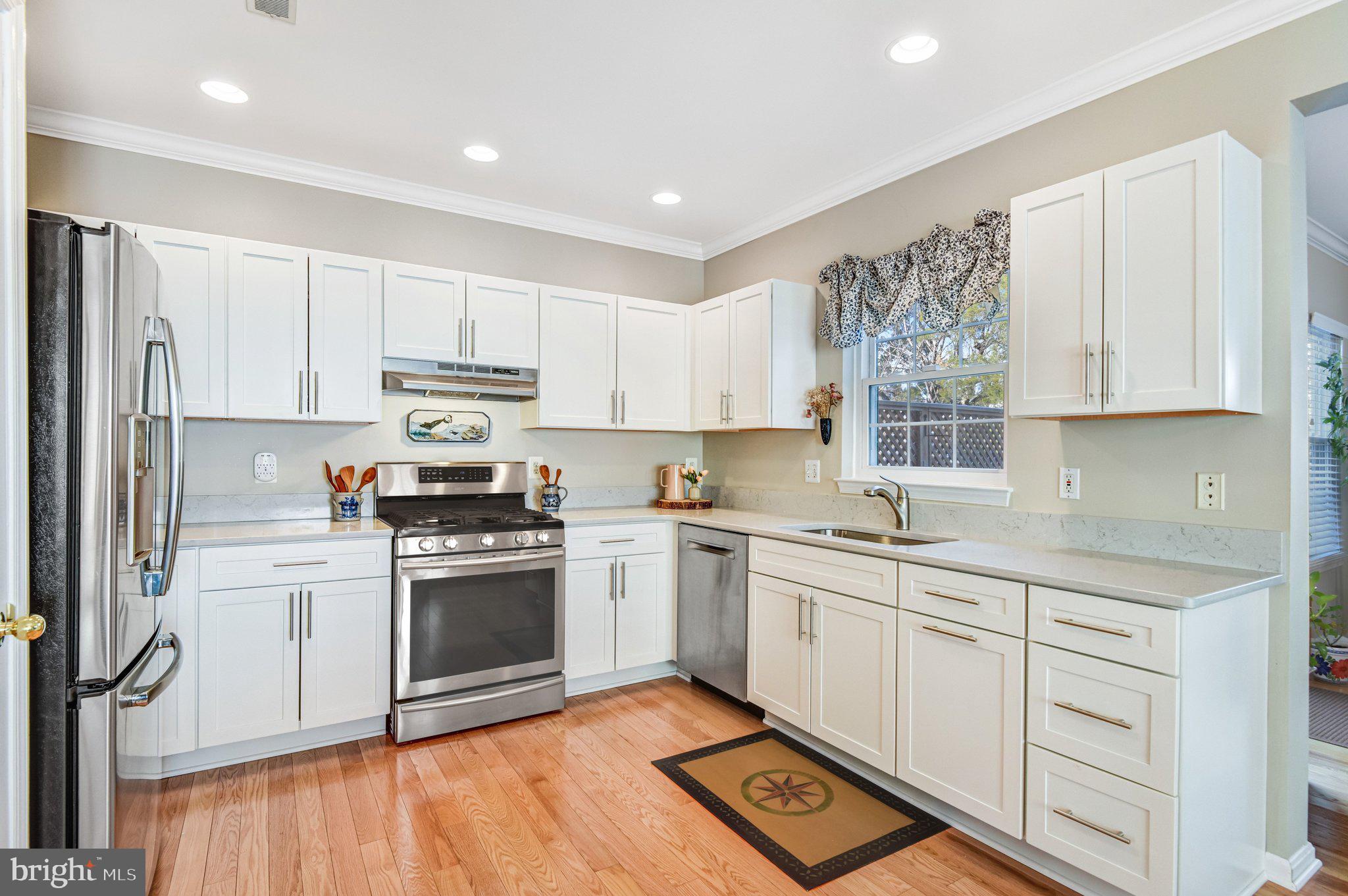 SOUTH RIDING - Residential