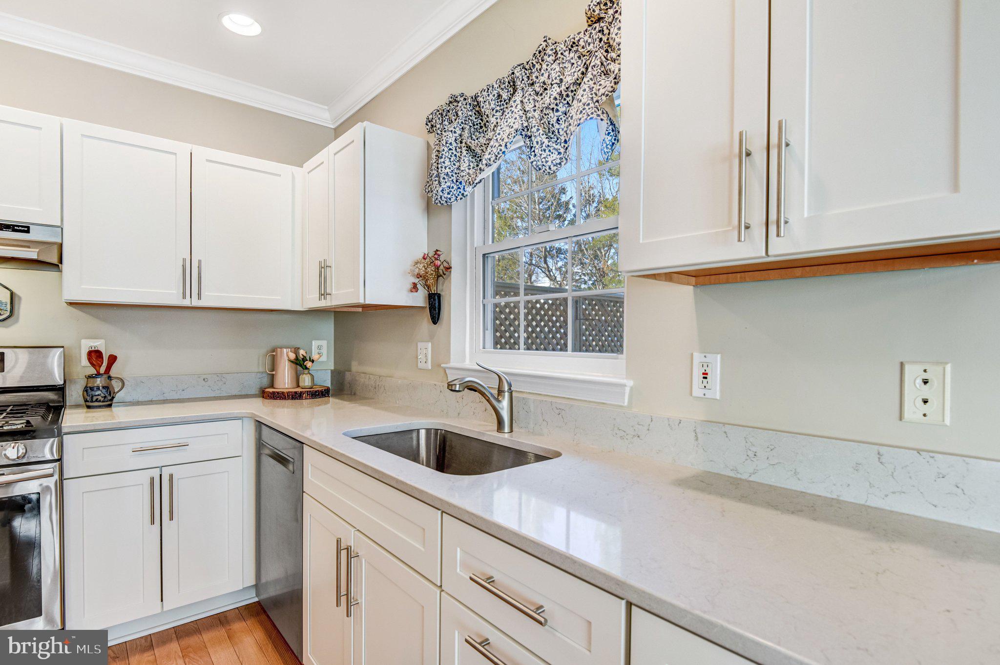 SOUTH RIDING - Residential