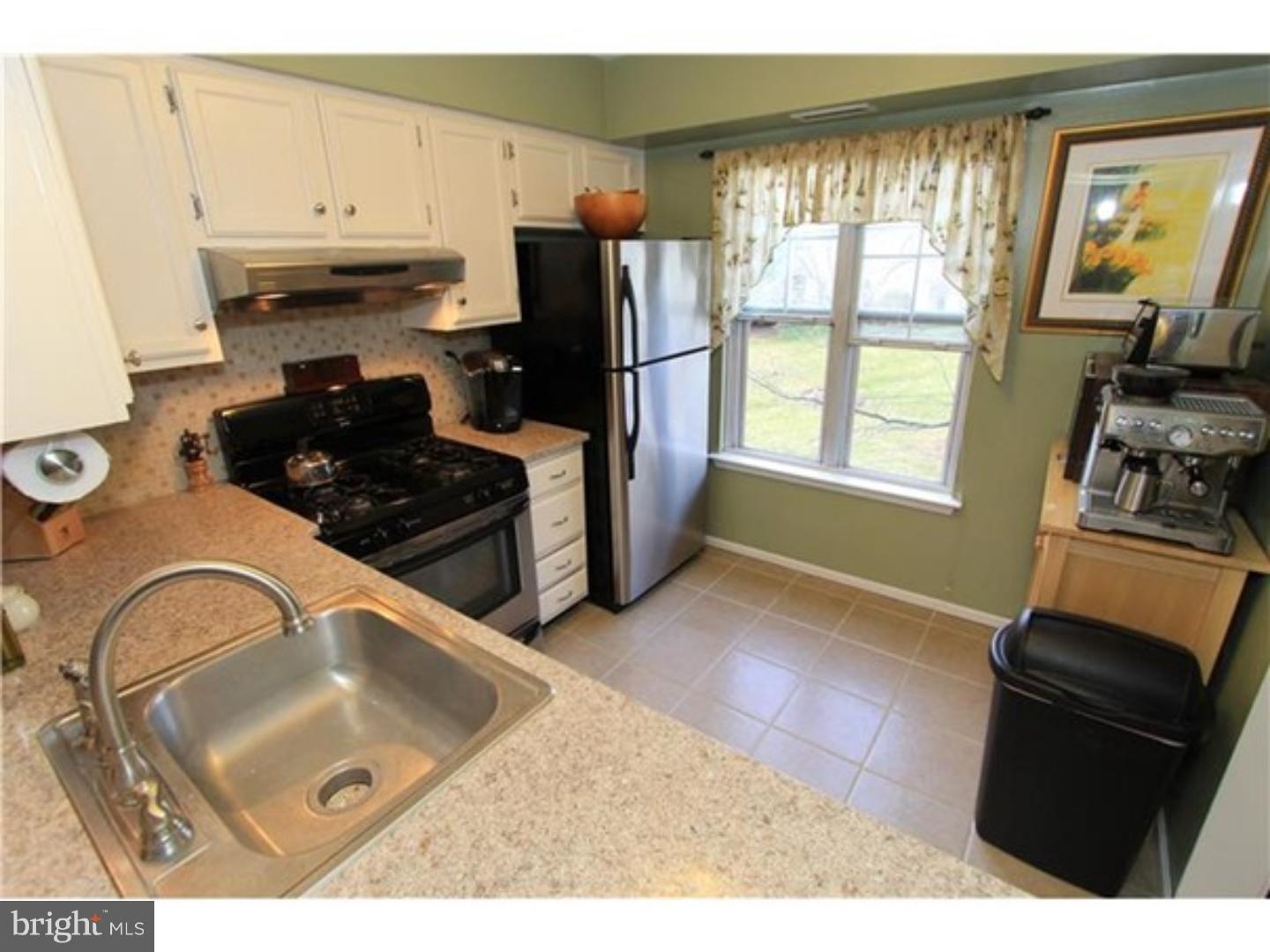 SOCIETY PL - Residential Lease